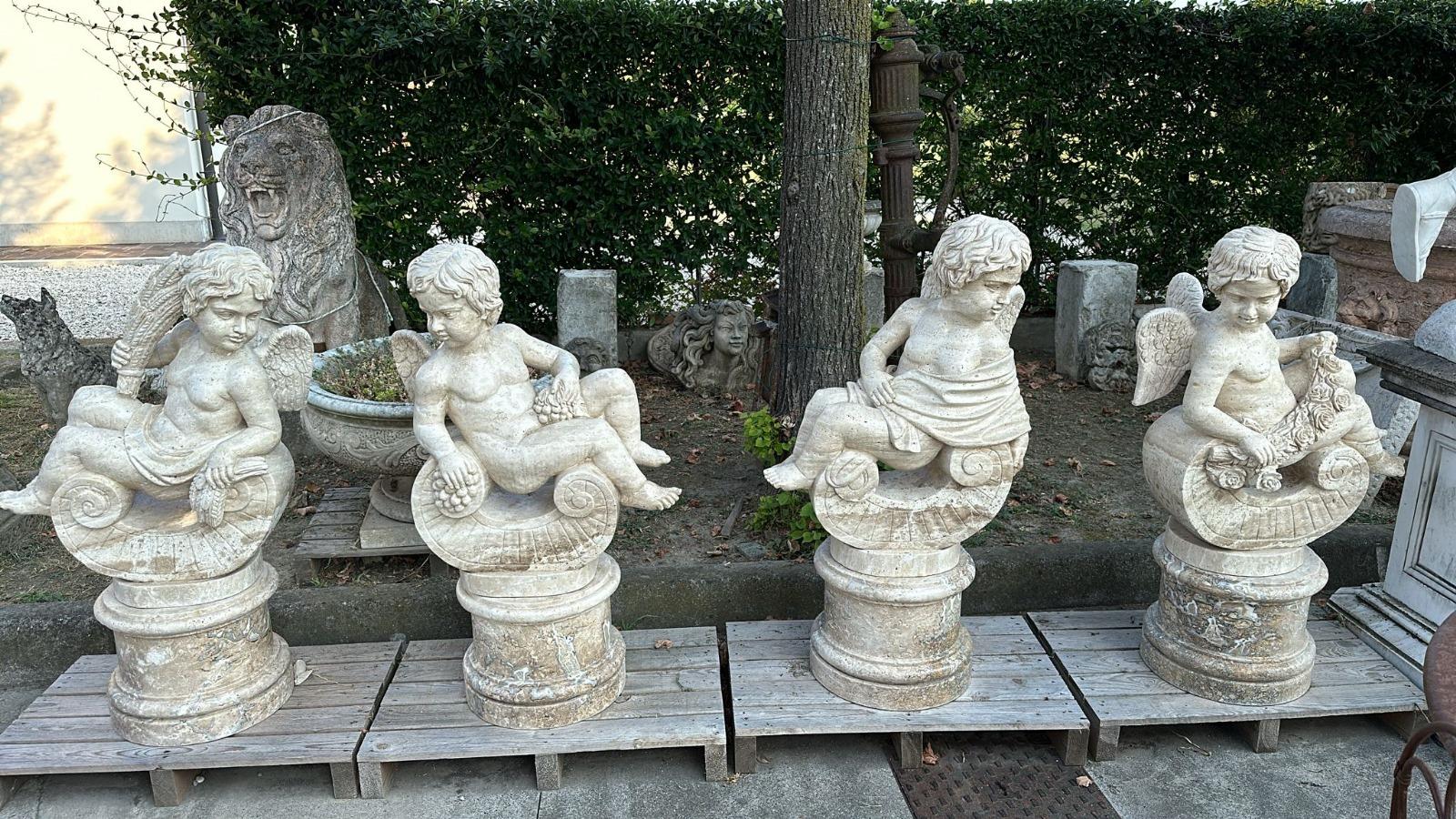 Charmantes Sculptures en MARBRE pour le jardin - Lot de 4 Chérubins en vente 5