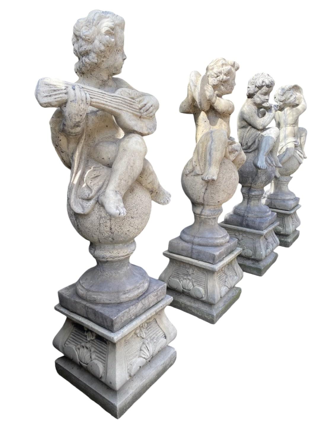 Charmantes sculptures en pierre pour le jardin - Lot de 4 chérubins en vente 3
