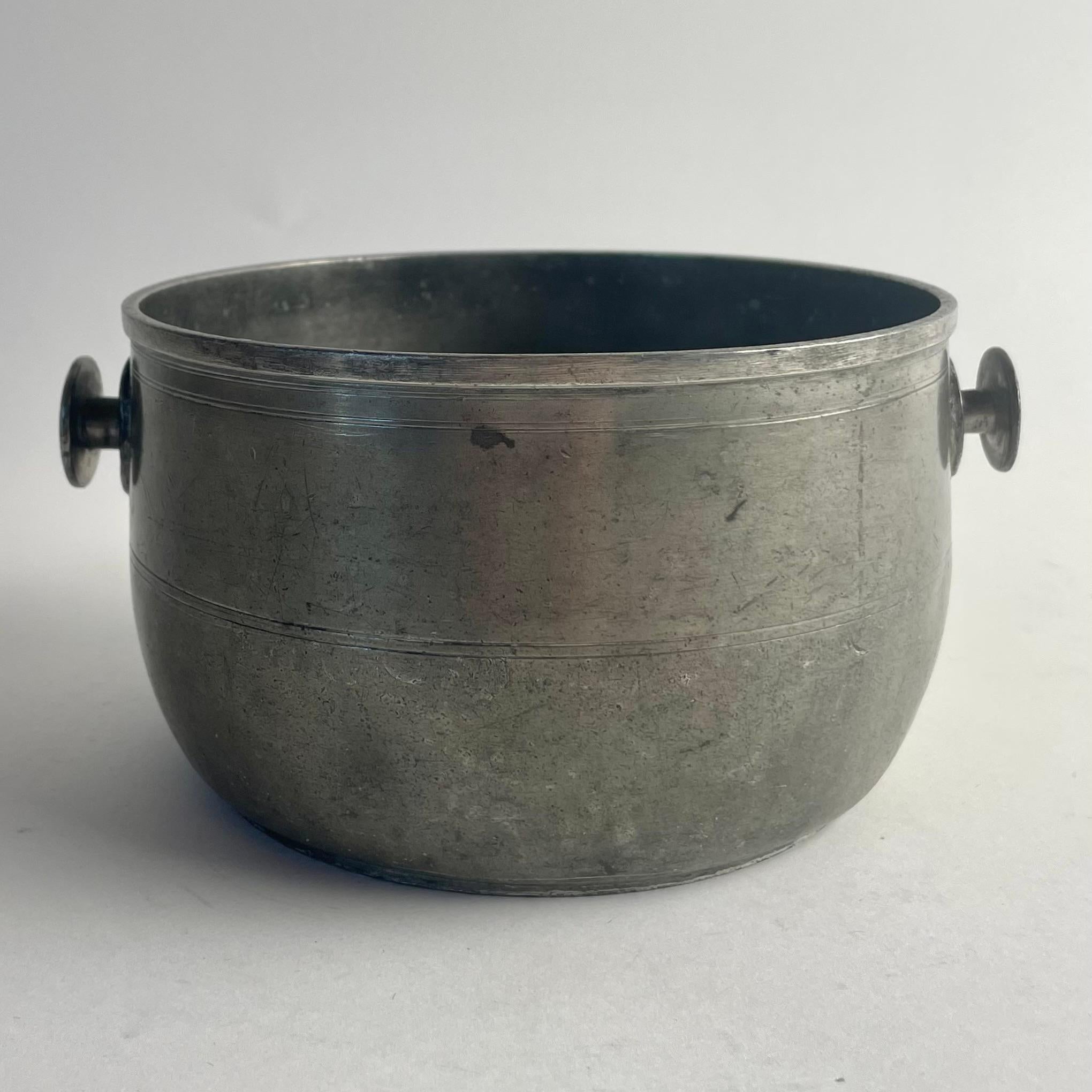 
Charming Gustavian Pewter Bowl, 1808 by Hans Wiksten, Sweden

Beautiful pewter bowl dated 1808 (B3), crafted by Hans Wiksten, a renowned pewter master active in Västerås, Sweden, between 1782–1810. This piece showcases classic Gustavian form with