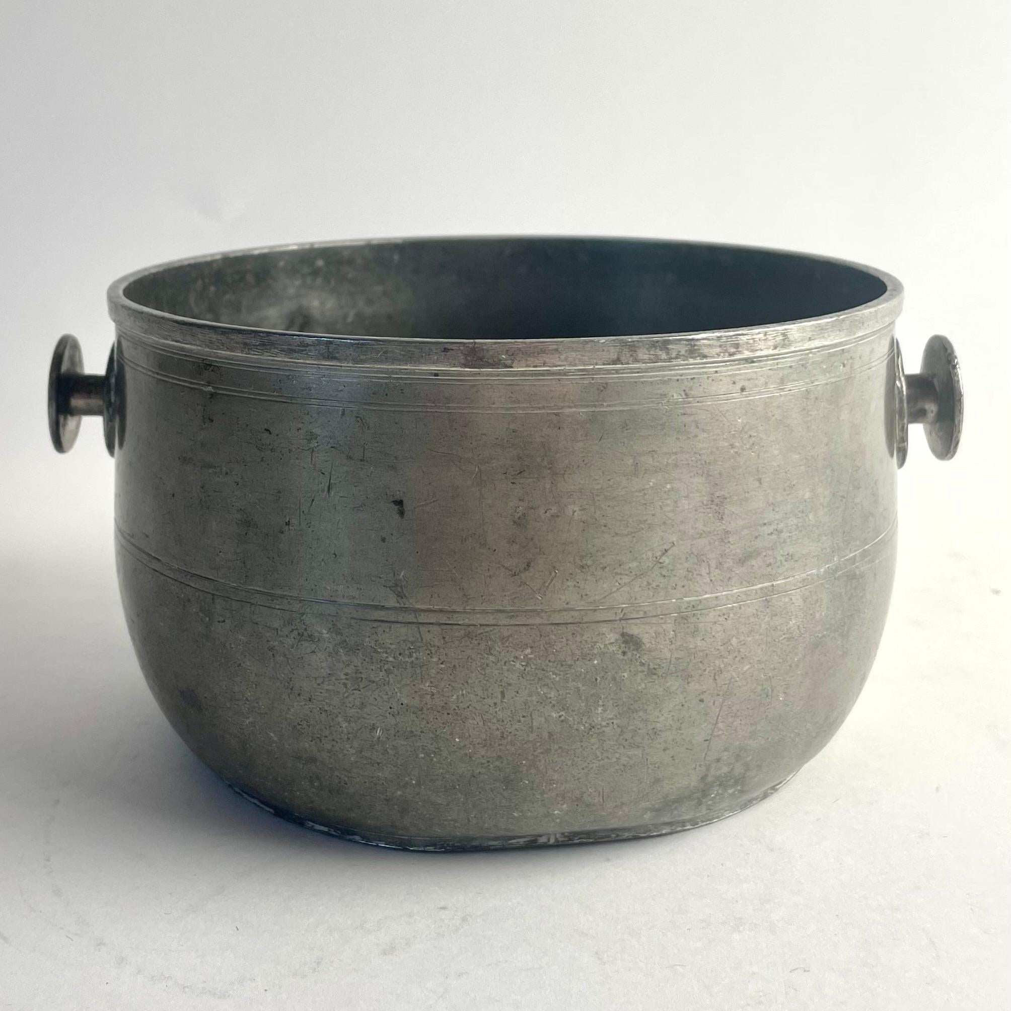 Early 19th Century Charming Gustavian Pewter Bowl, 1808 by Hans Wiksten, Västerås, Sweden For Sale