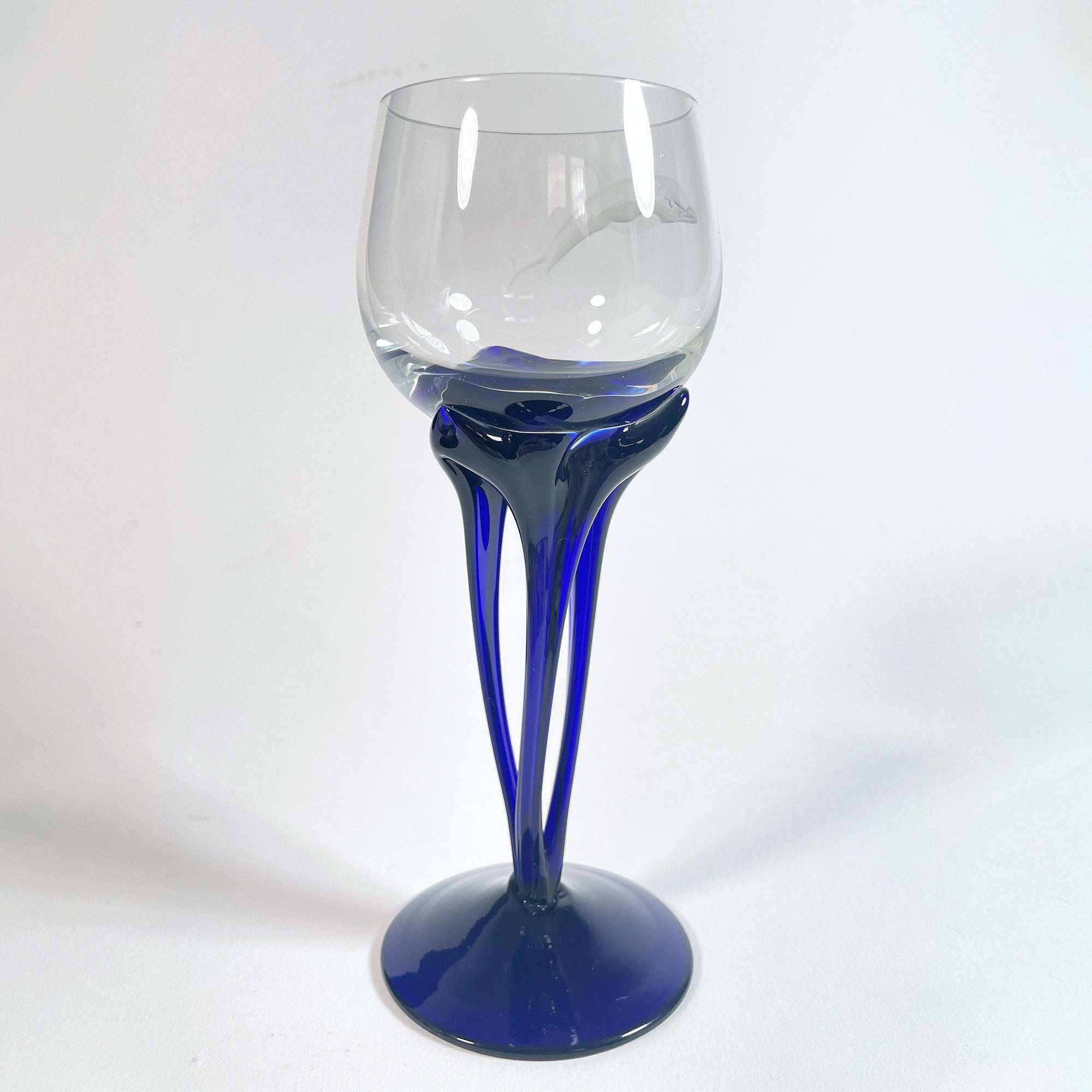 20th Century Charming Hand-Engraved Dolphin Wine Glasses - Set of 5 - Size S For Sale