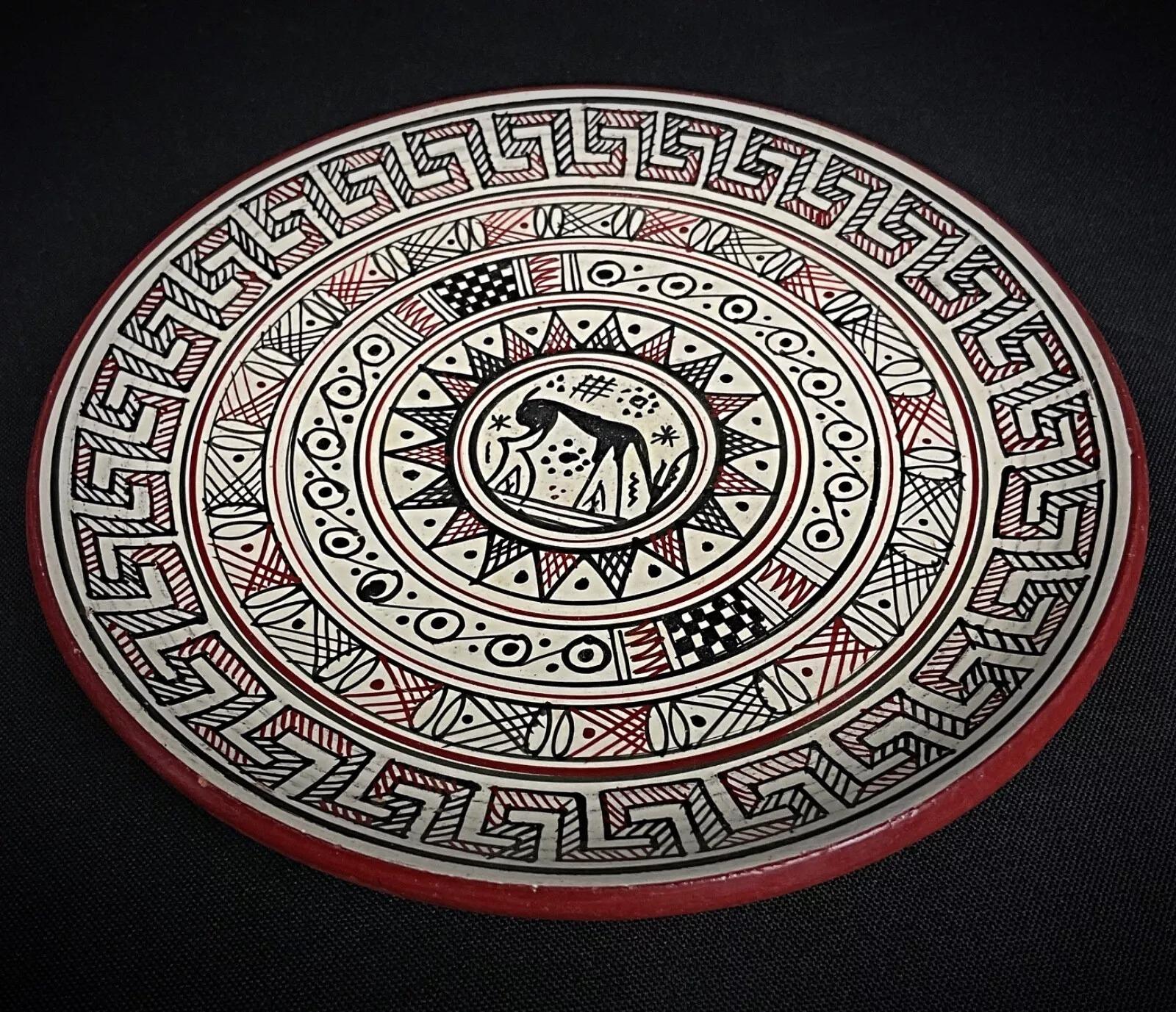 Contemporary Charming Handmade Rhodes Museum Replica Plate in 750 B.C. Geometric - 2Y329 For Sale