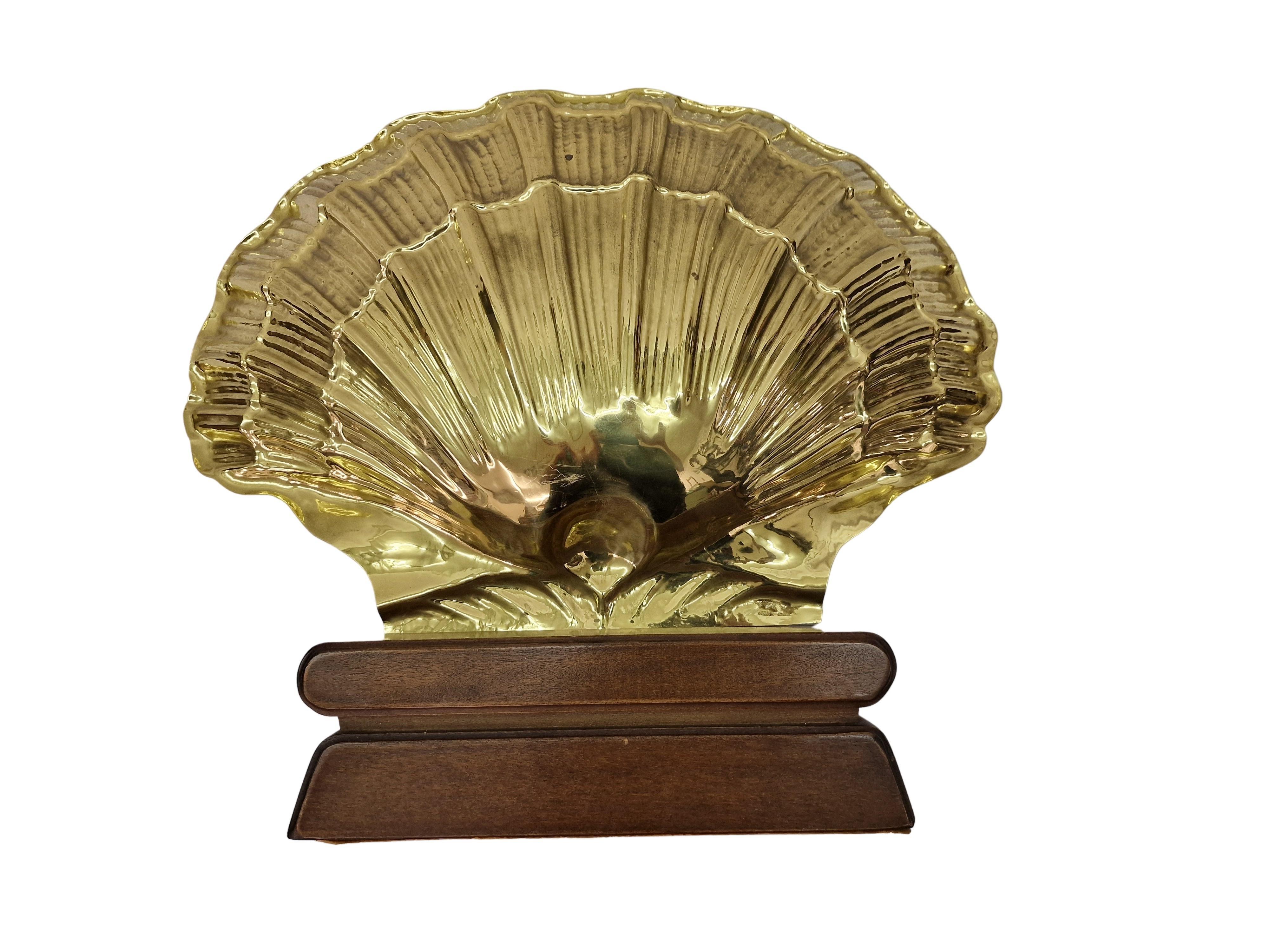 Charming huge table shell lamp, venus, metal, wood, Mid-Century Design, Italy For Sale 6