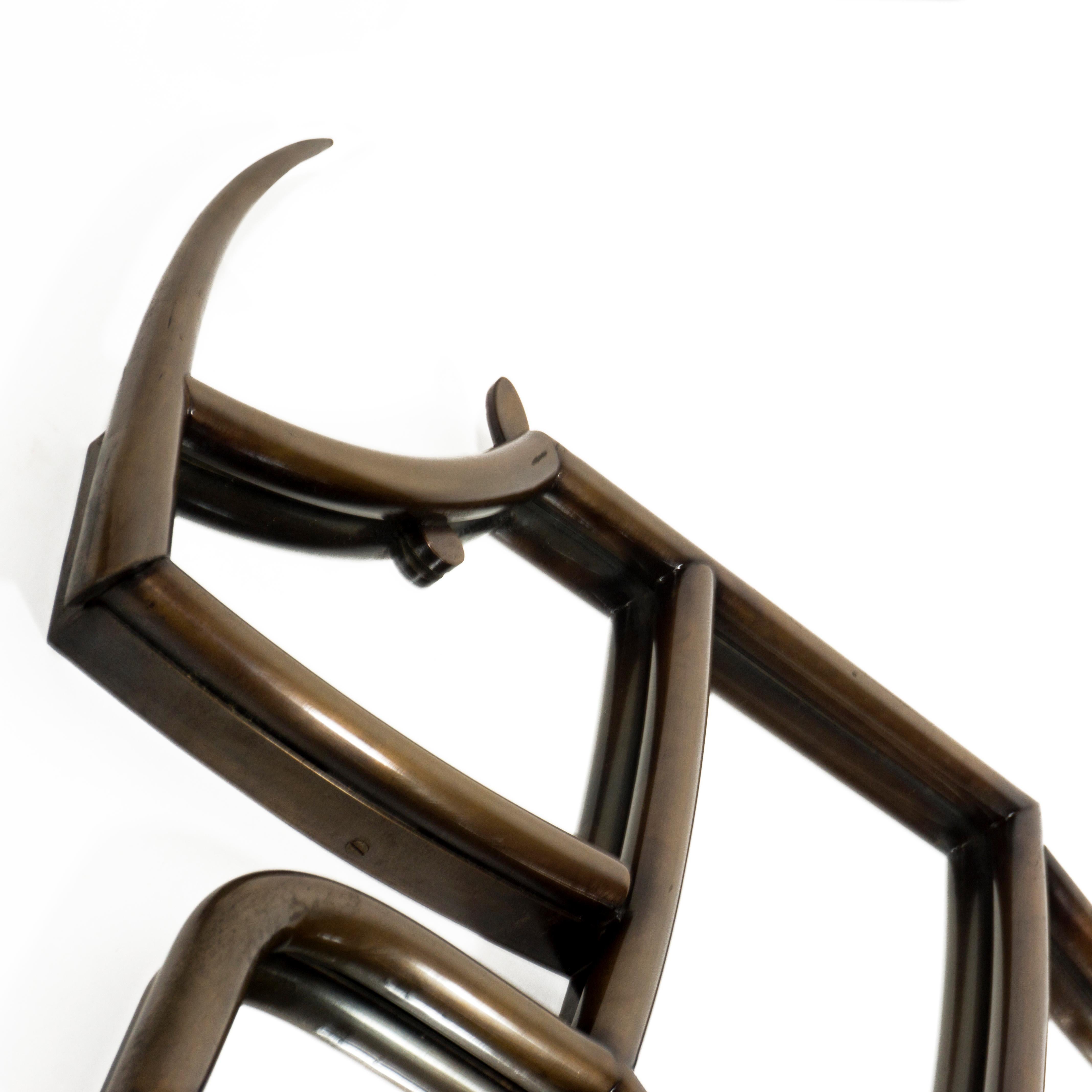 Ottone Incantevole specchio a forma di rinoceronte in ottone e bronzo del 1950 in vendita