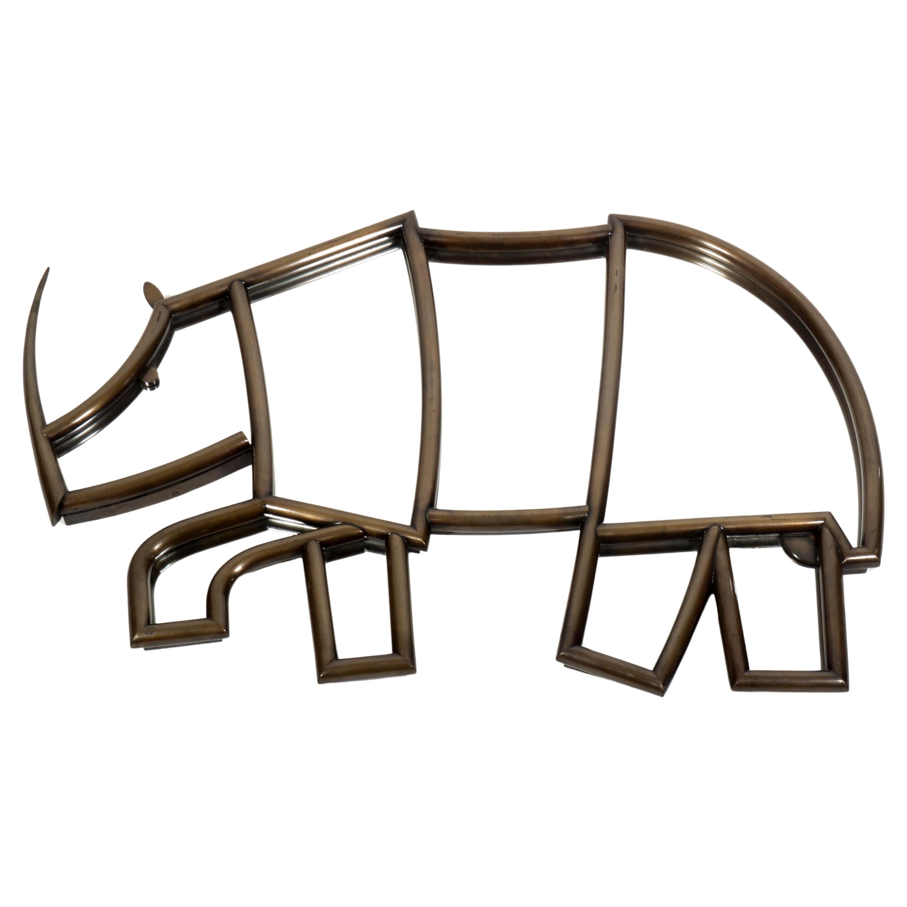Charmante italienischen 1950er Jahre Mid Century Bronze Messing Rhino geformt Spiegel im Angebot