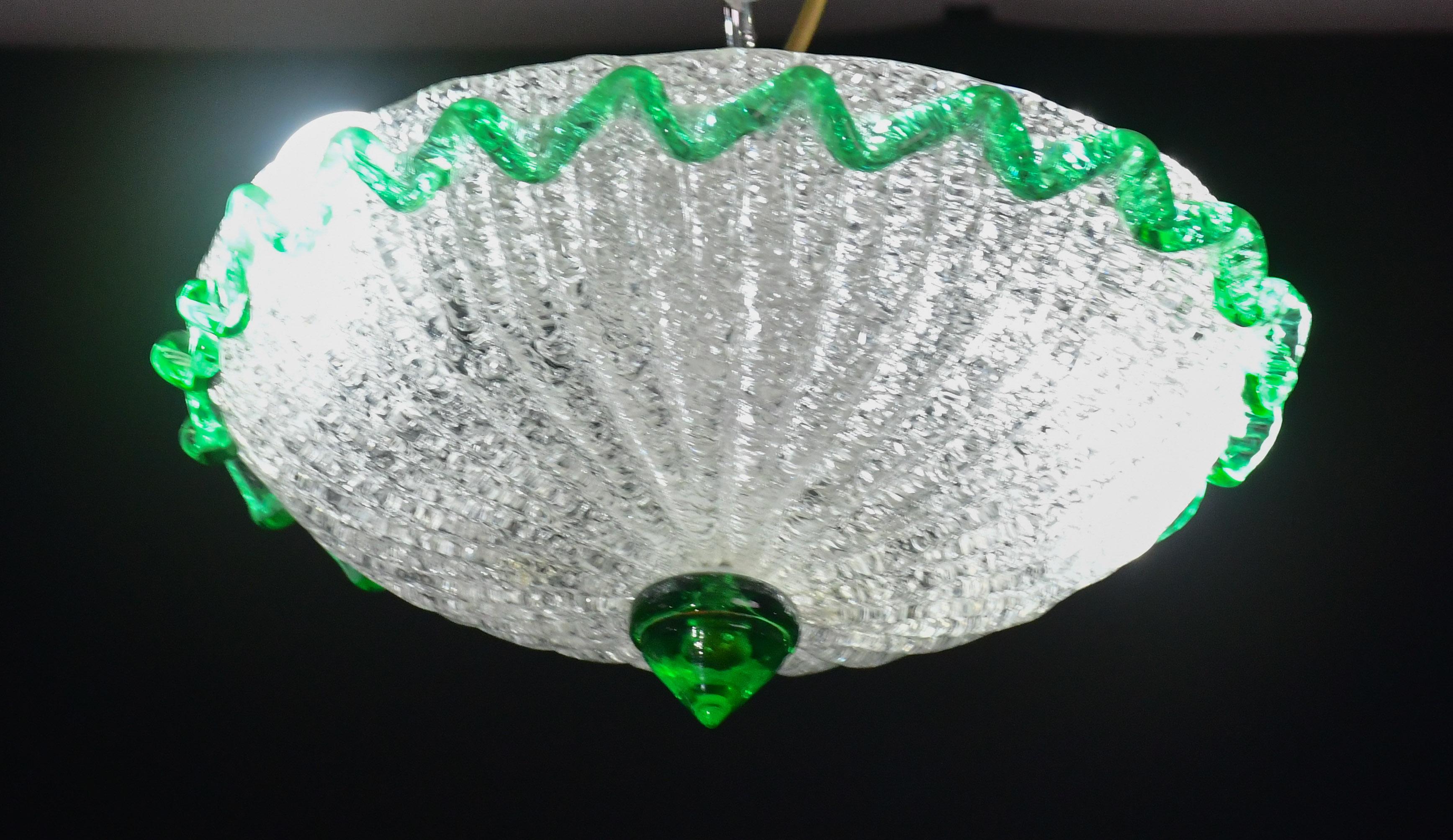 Encantador plafón italiano de cristal de Murano verde, Murano, 1970 en Bueno estado para la venta en Roma, IT