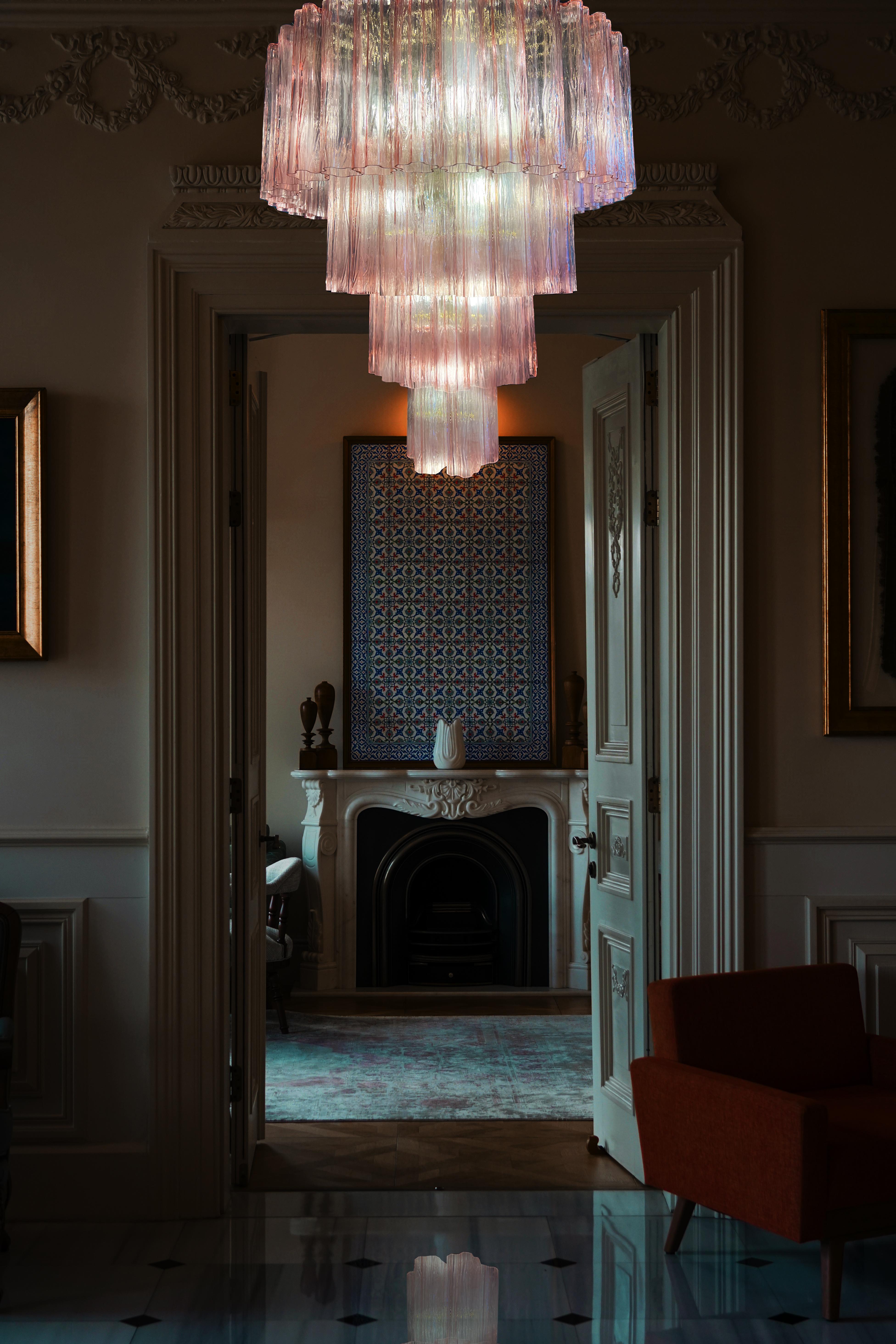 Charming Italian Pink Chandelier by Valentina Planta, Murano For Sale 5