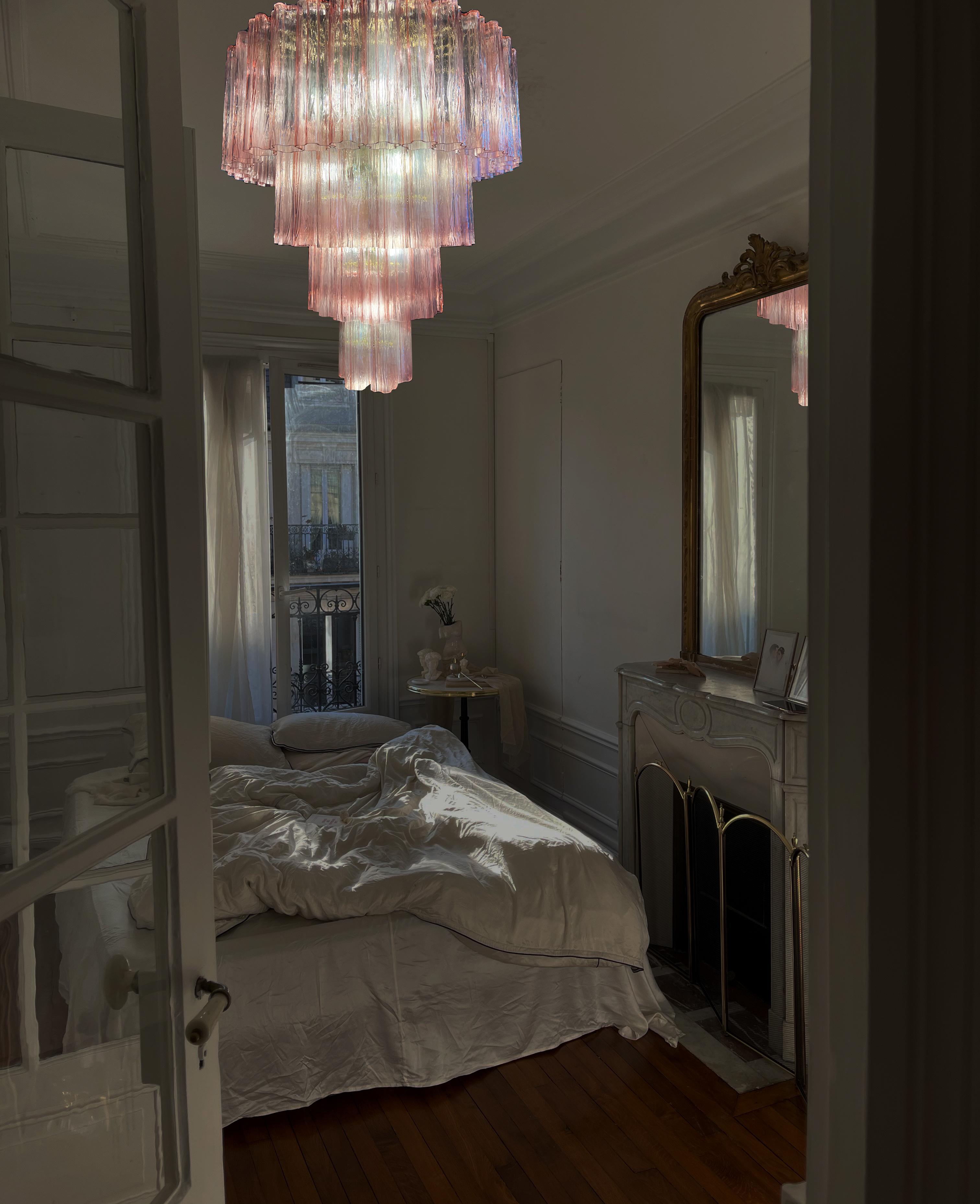 Charming Italian Pink Chandelier by Valentina Planta, Murano For Sale 2