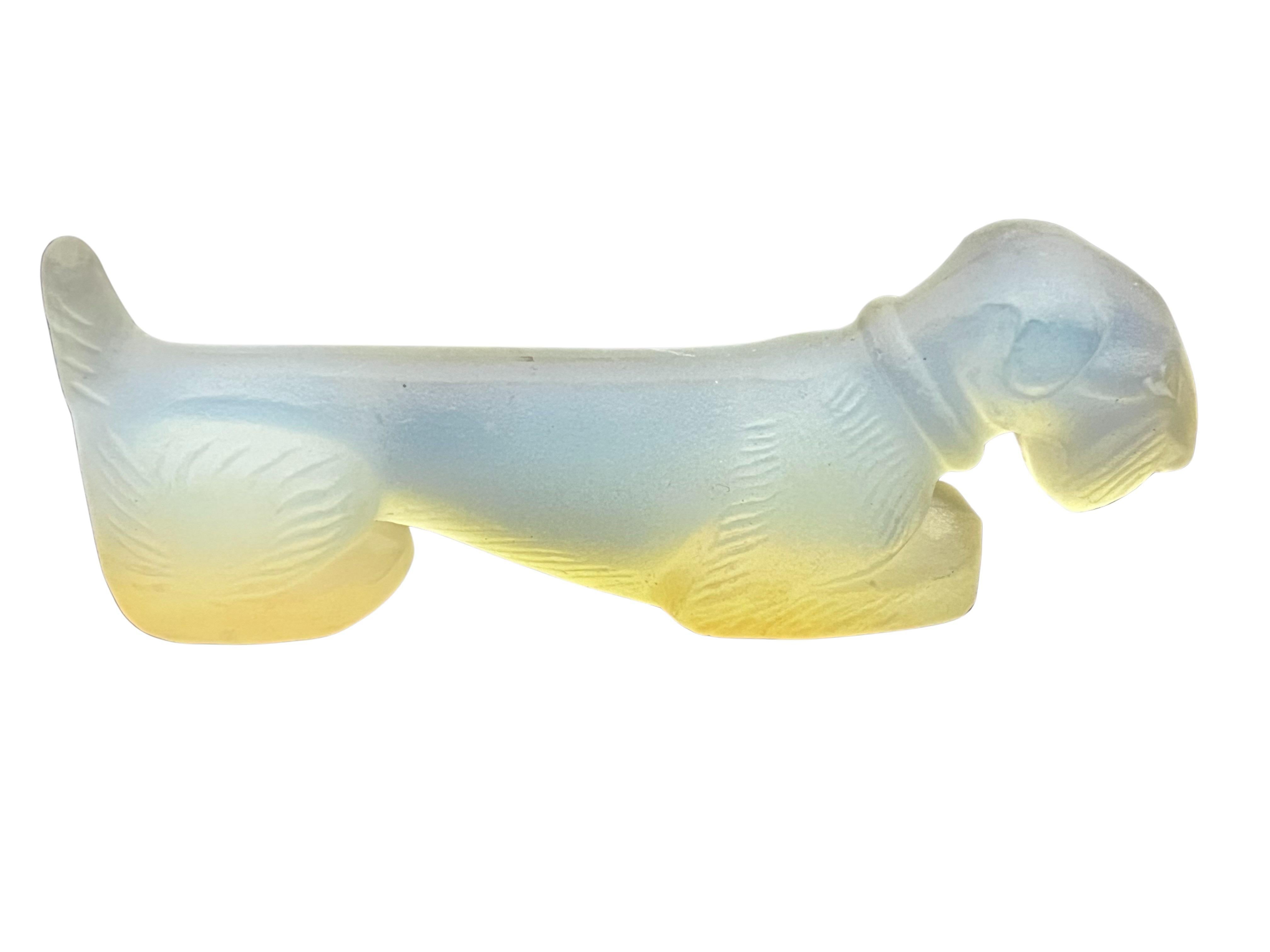 Charmante Messerablagen, opalisierendes Opalglas, Sabino Art Glass, 1920er Jahre, Frankreich (Art déco) im Angebot