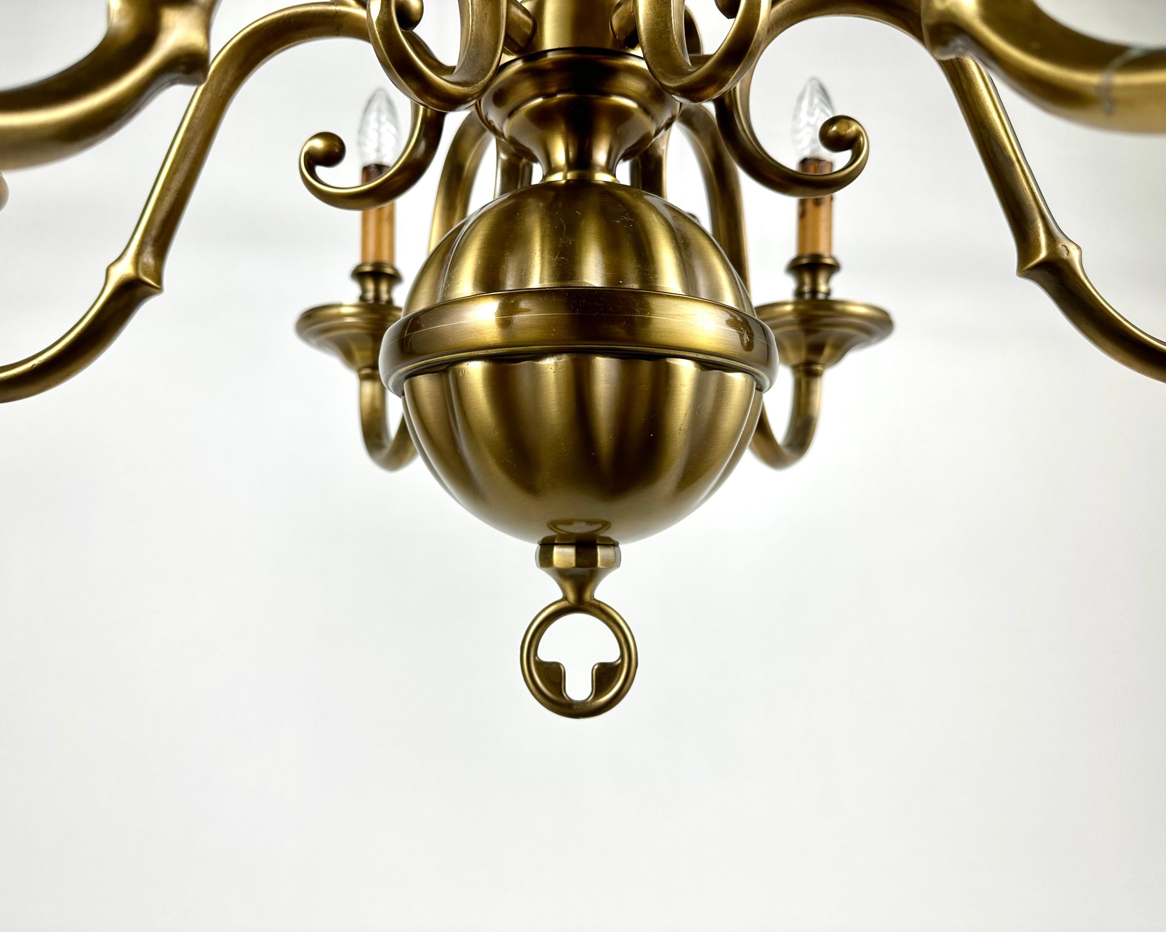 Empire Charmant grand lustre vintage en bronze doré Deknudt Belgique en vente