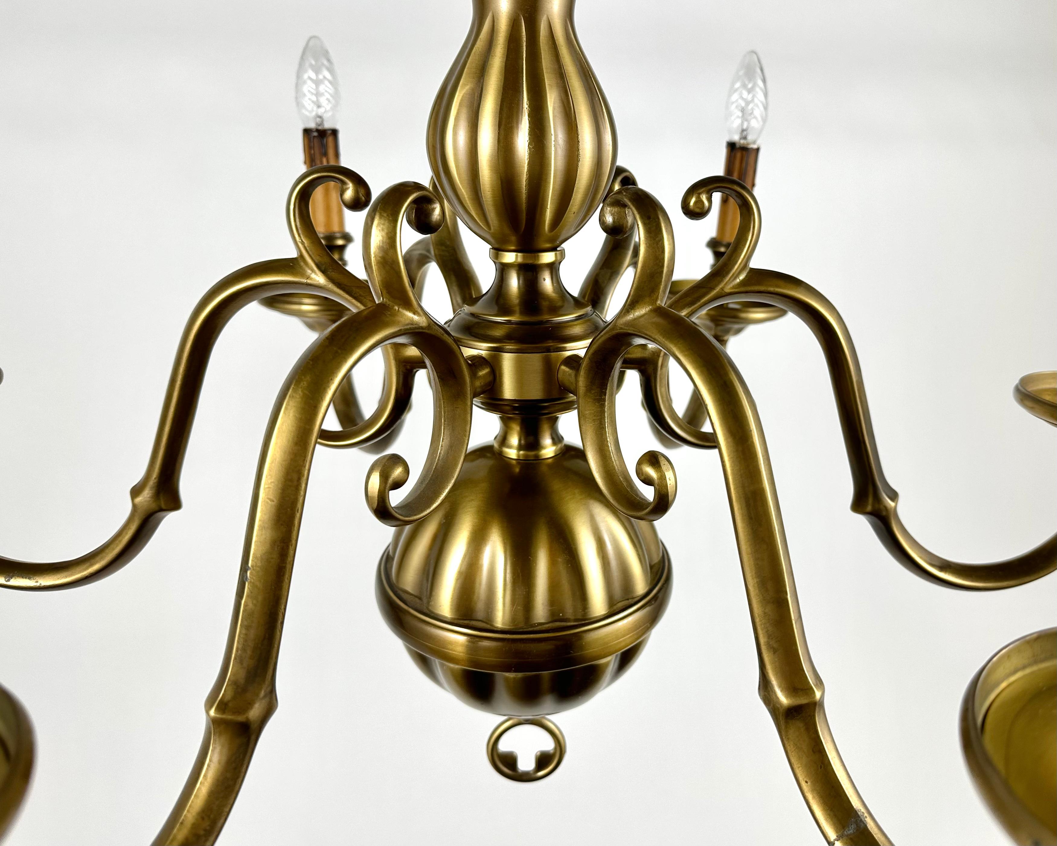 Bronze Charmant grand lustre vintage en bronze doré Deknudt Belgique en vente