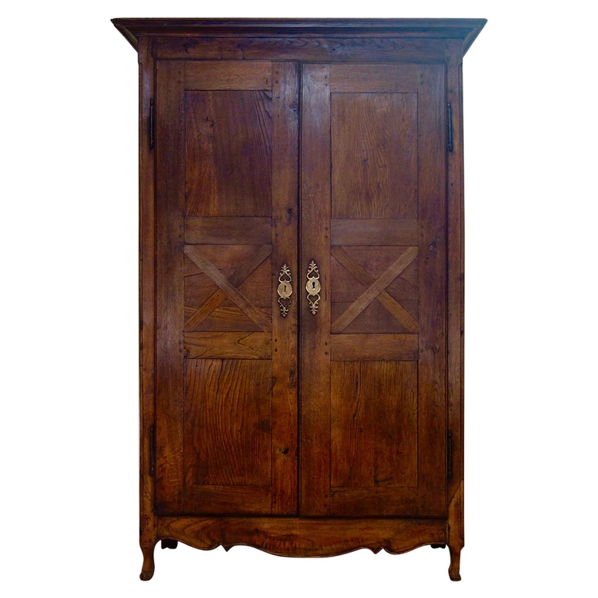 Charming Late 18th Century French Provincial Oak Armoire, Wardrobe