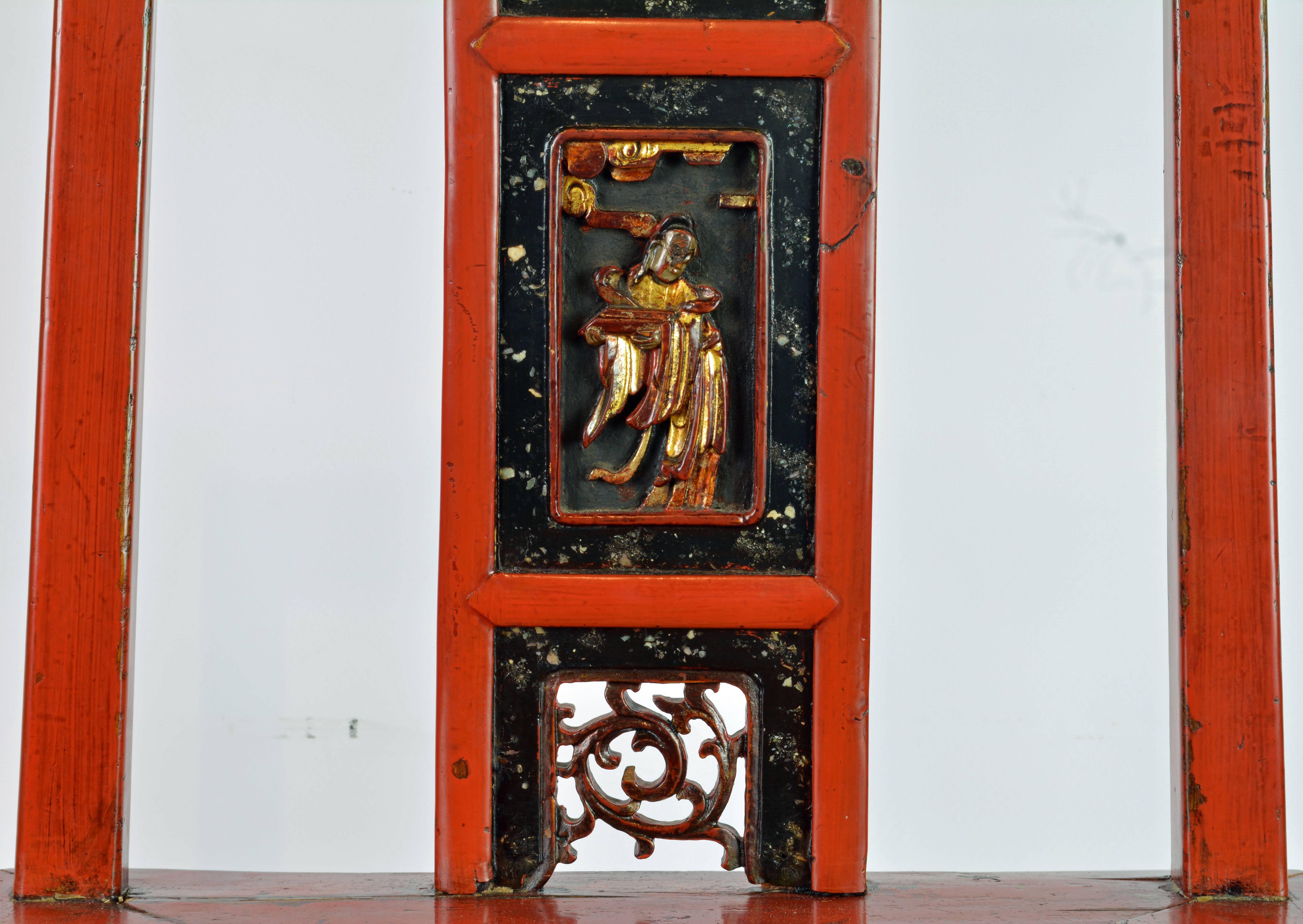 Charming Late 19th Century Chinese Red lacquer and Gilt Child's or Bride's Chair 1