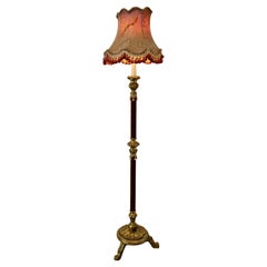 Charmant petit lampadaire de boudoir français