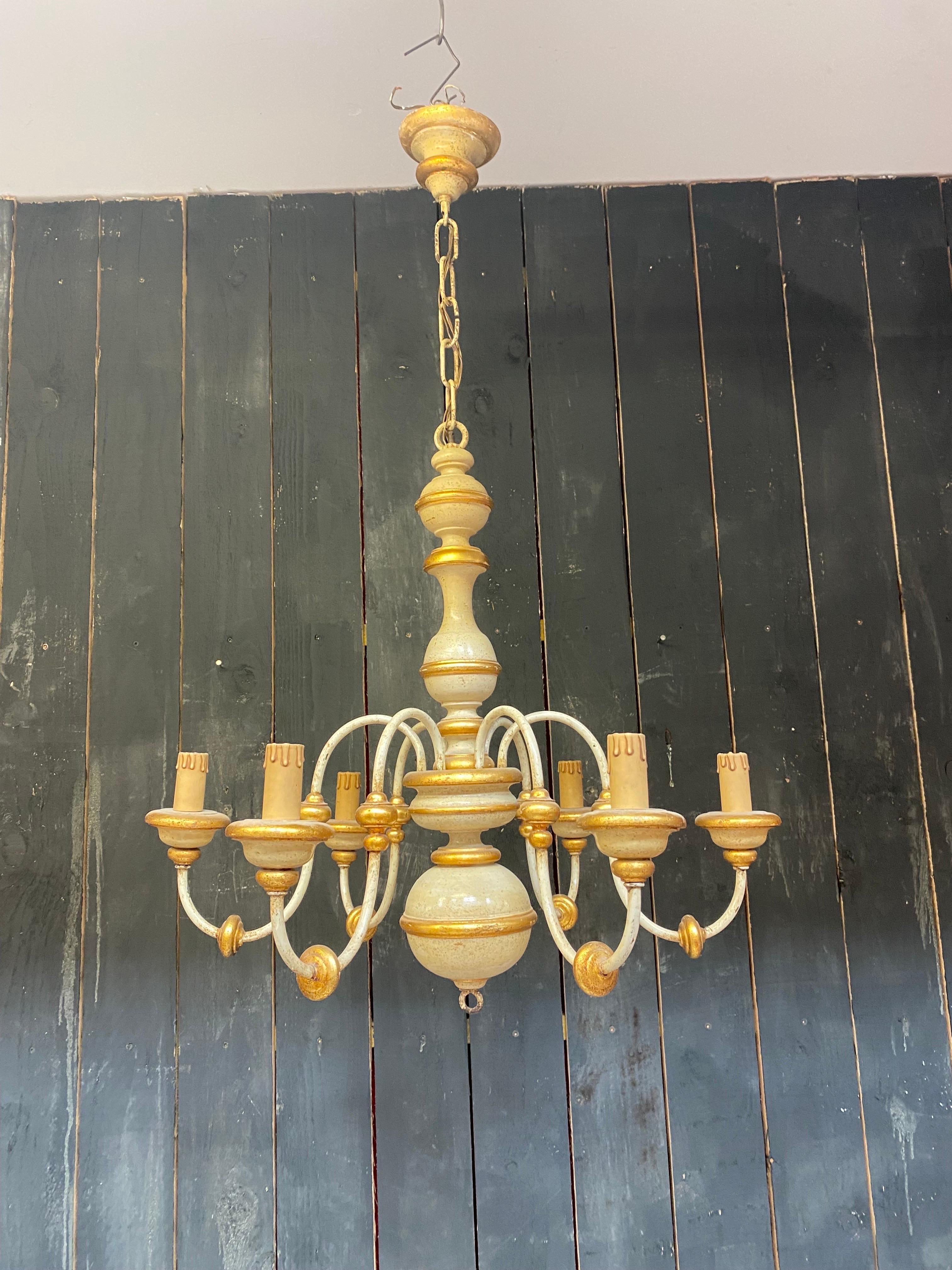 Charming Little Neo Romantic Chandelier in Patinated Wood circa 1960 For Sale 5