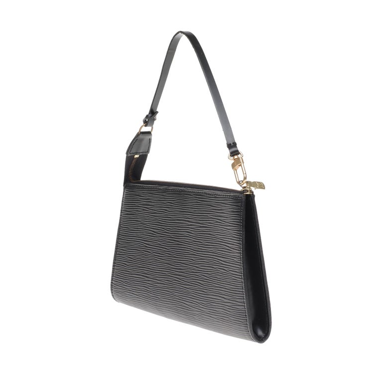 Charming Louis Vuitton Clutch in black épi leather, gold hardware at 1stDibs