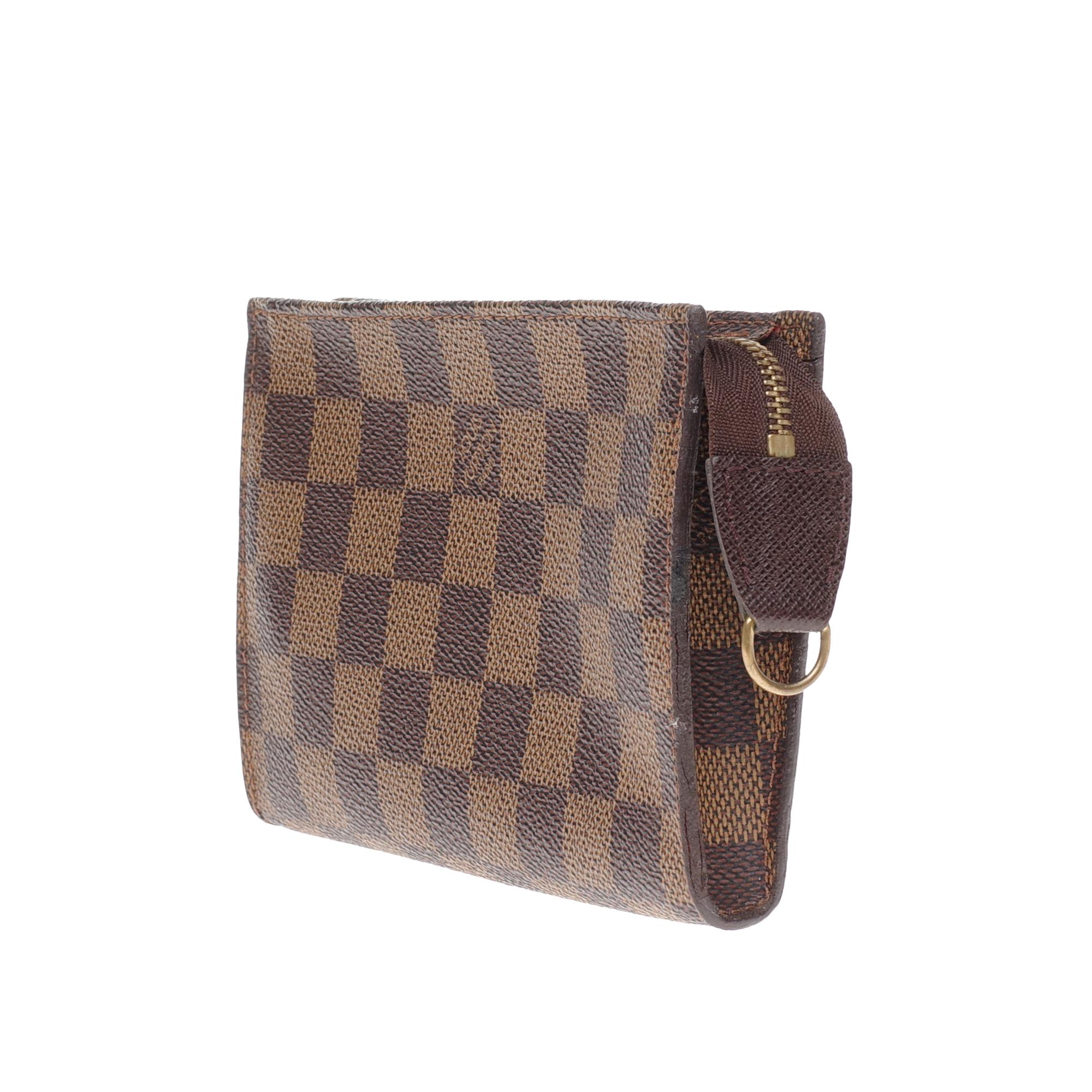 Brown Charming Louis Vuitton Make-Up bag in brown coated canvas