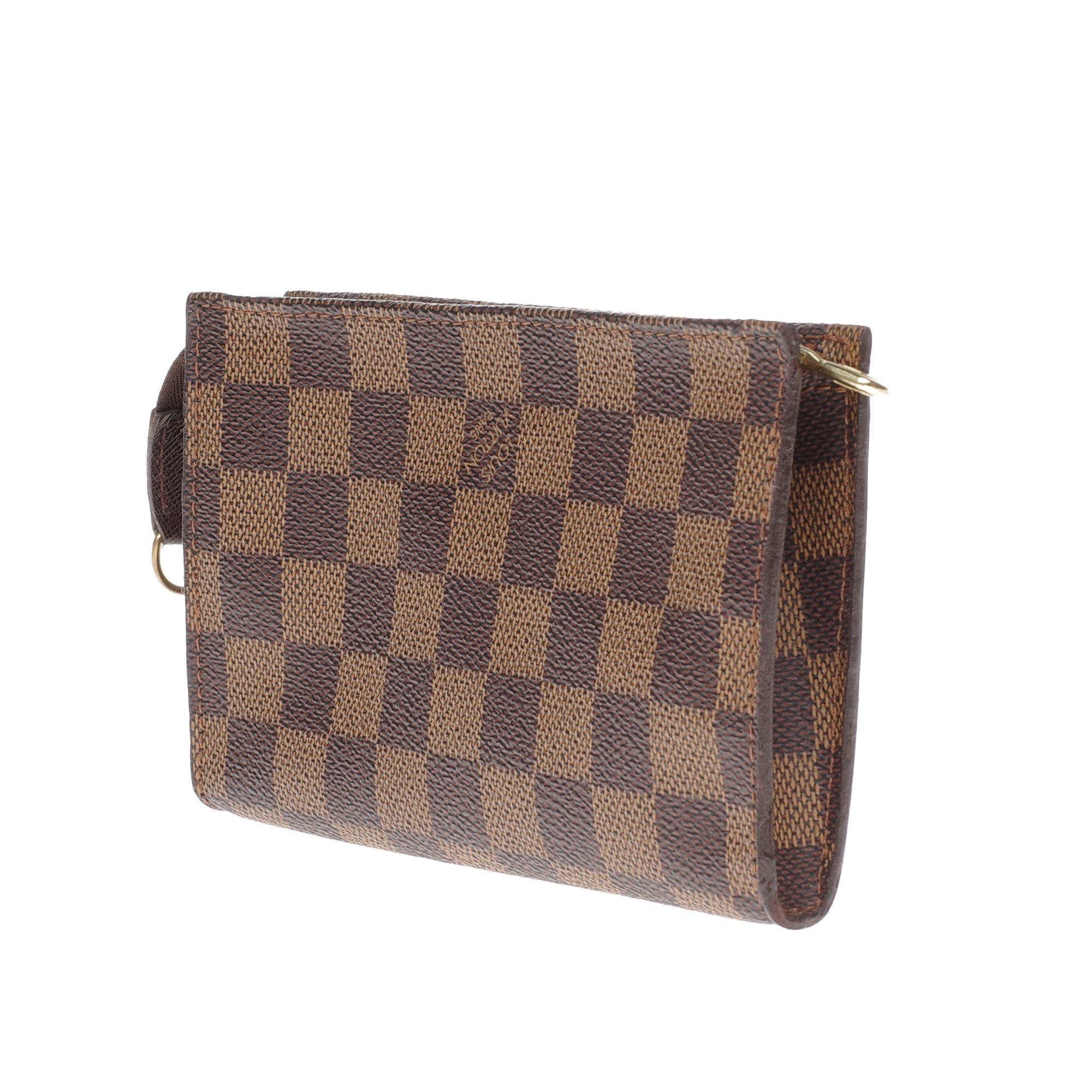 Charming Louis Vuitton Make-Up bag in brown coated canvas In Excellent Condition In Paris, IDF