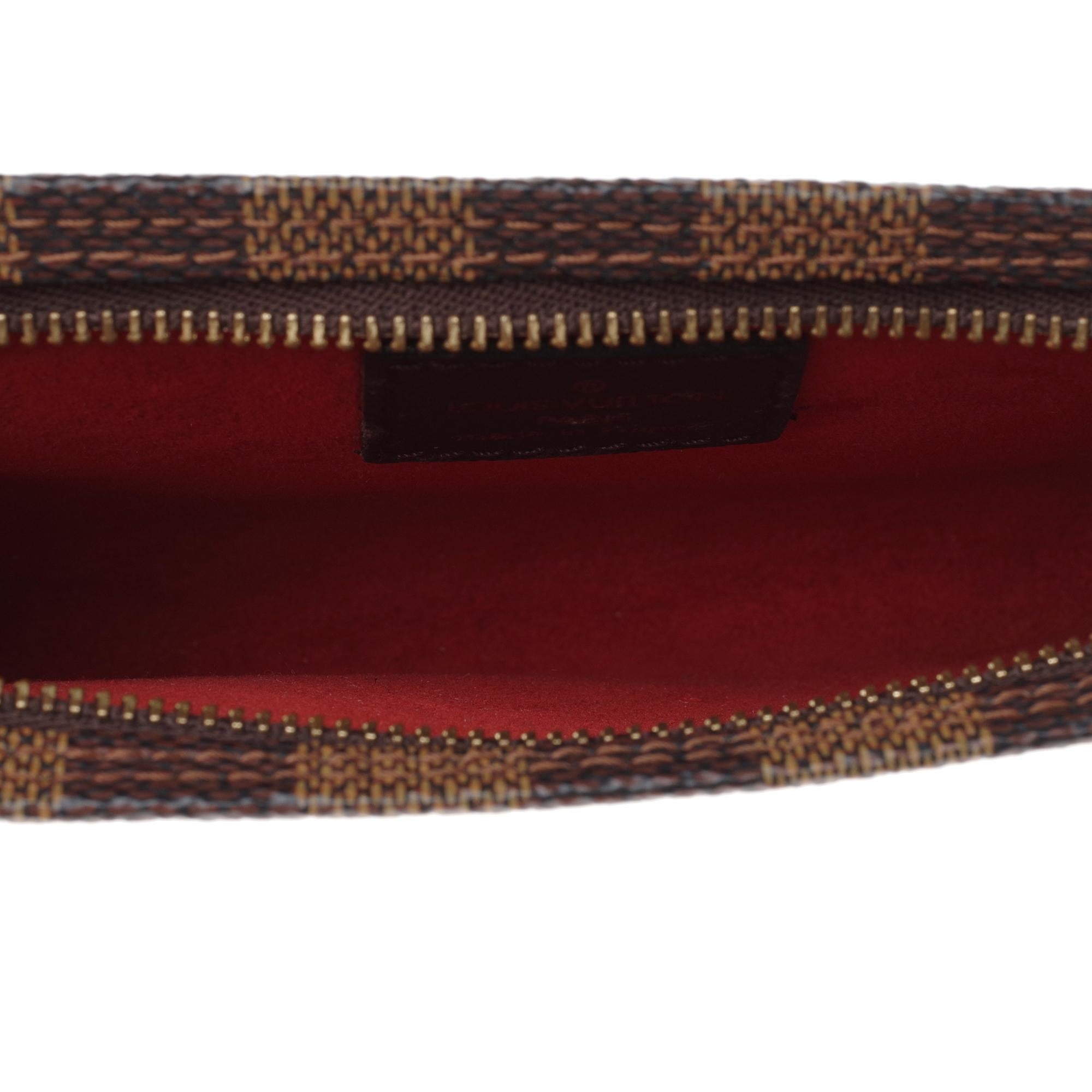 Charming Louis Vuitton Make-Up bag in brown coated canvas 2