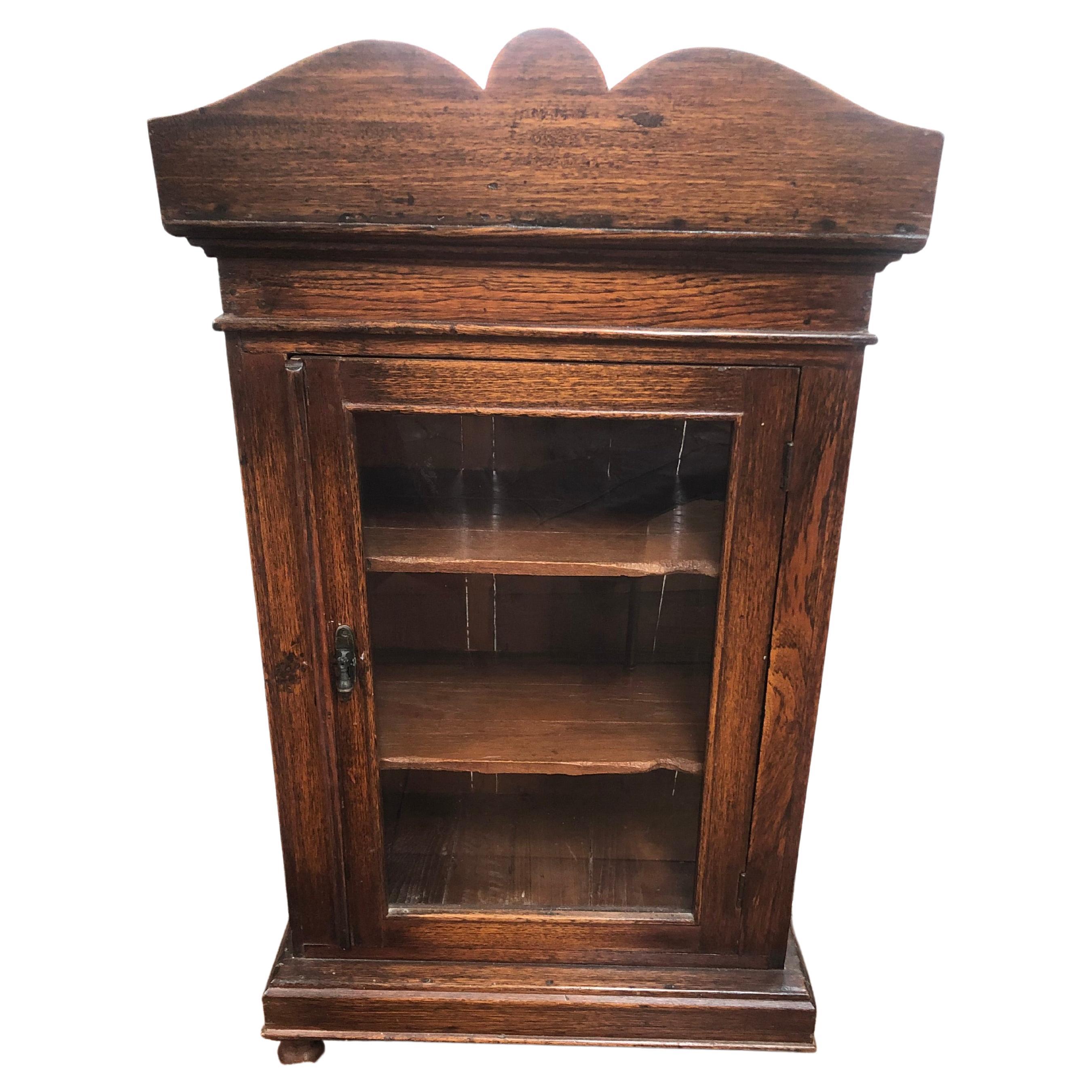 Charming Mahogany Small Curio Cabinet on Feet For Sale