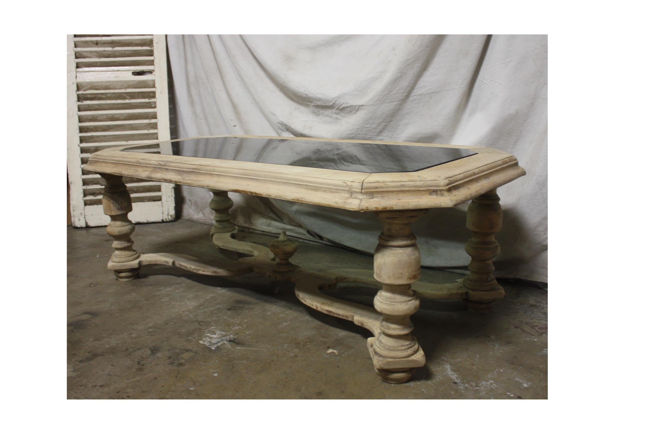 Louis XIV Charming Mid-20th Century French Table For Sale