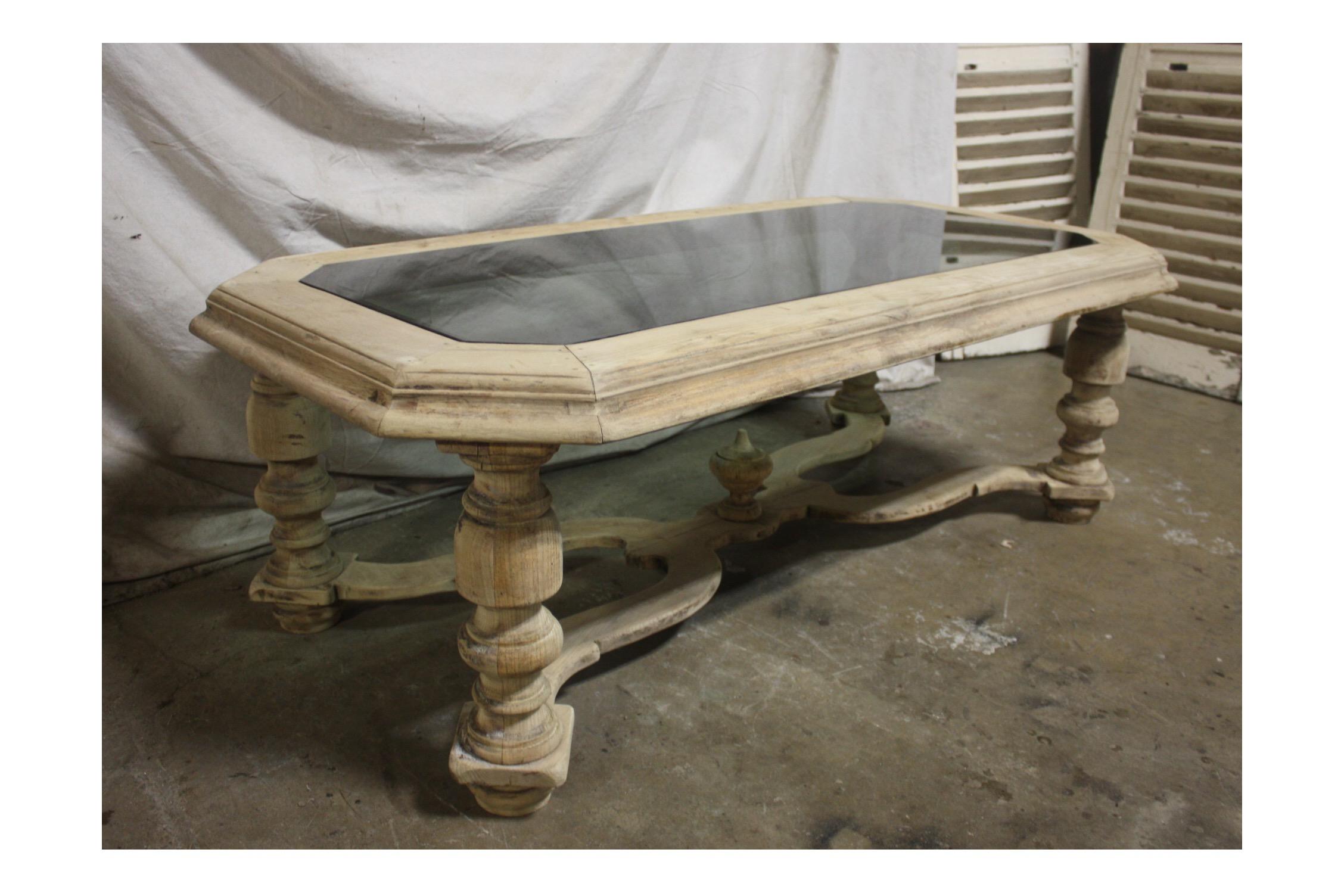 Charming Mid-20th Century French Table For Sale 1