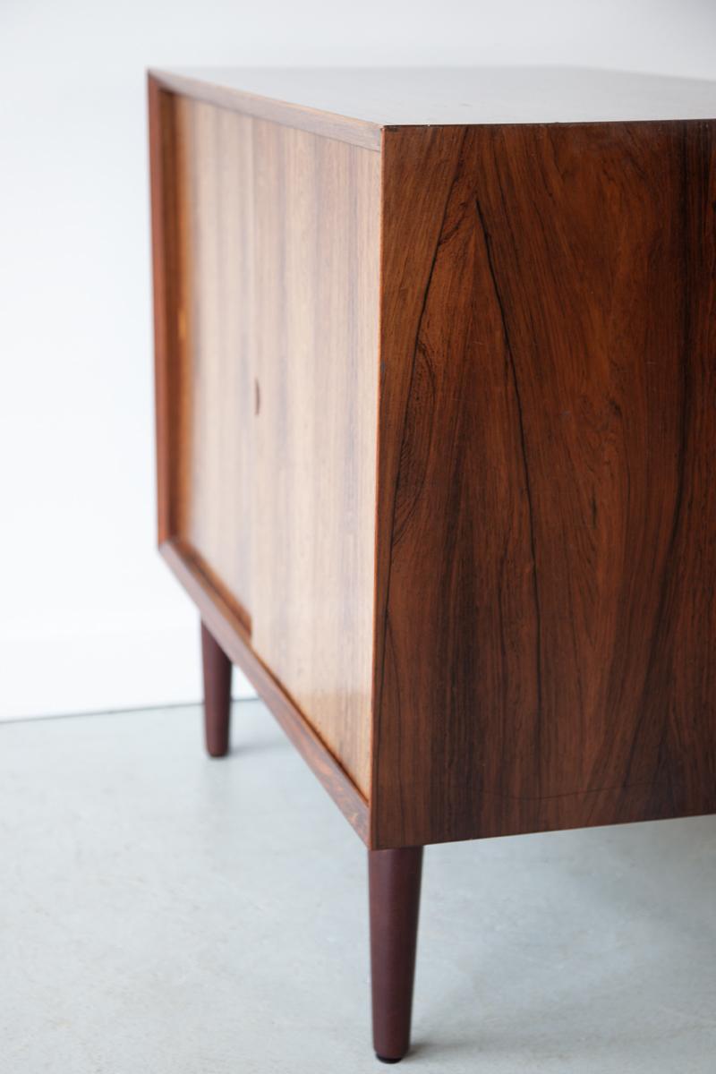 Charming Mid 20th Century Rosewood Cabinet 5