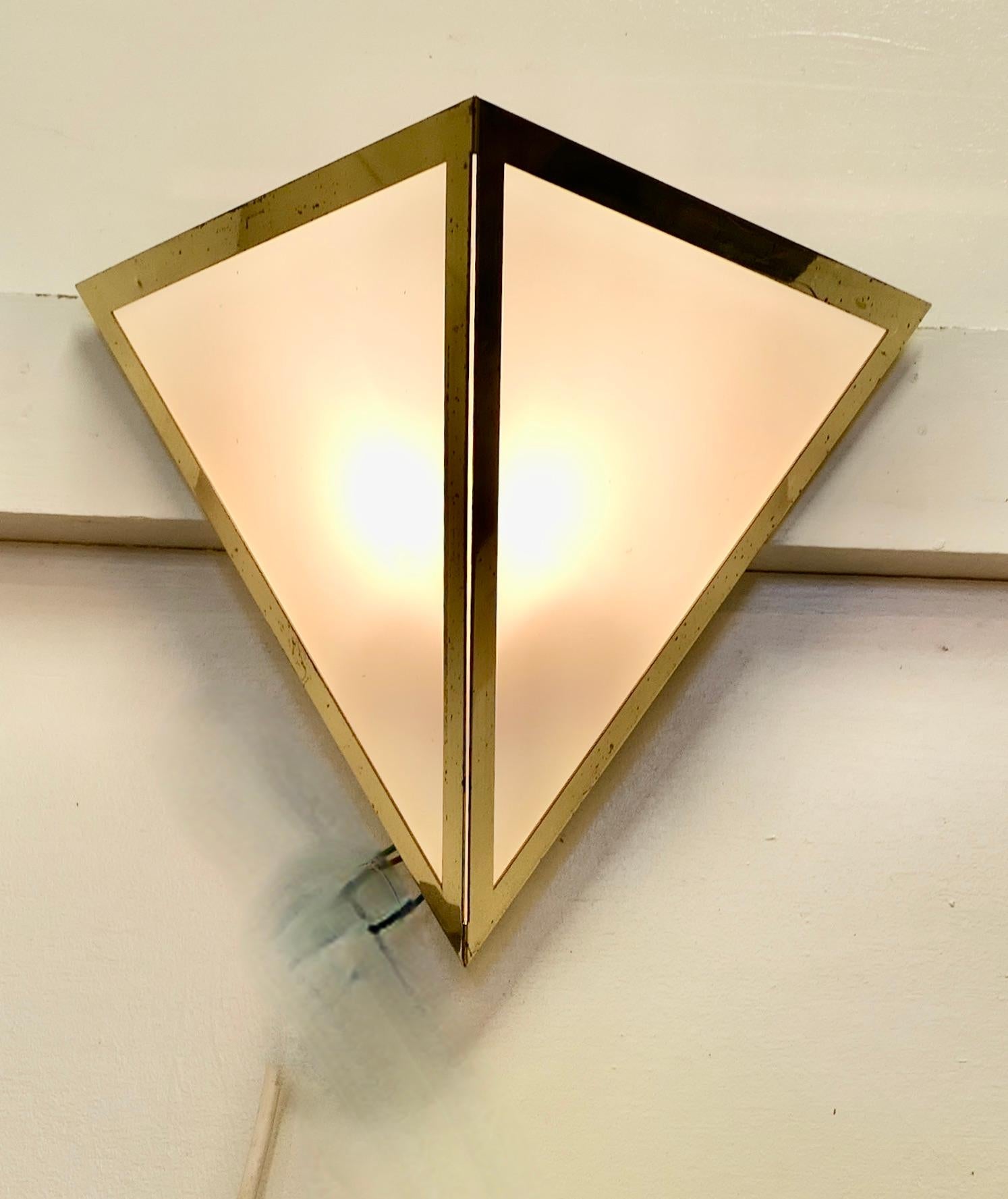 Charming Mid Century French Brass Wall Light For Sale 5