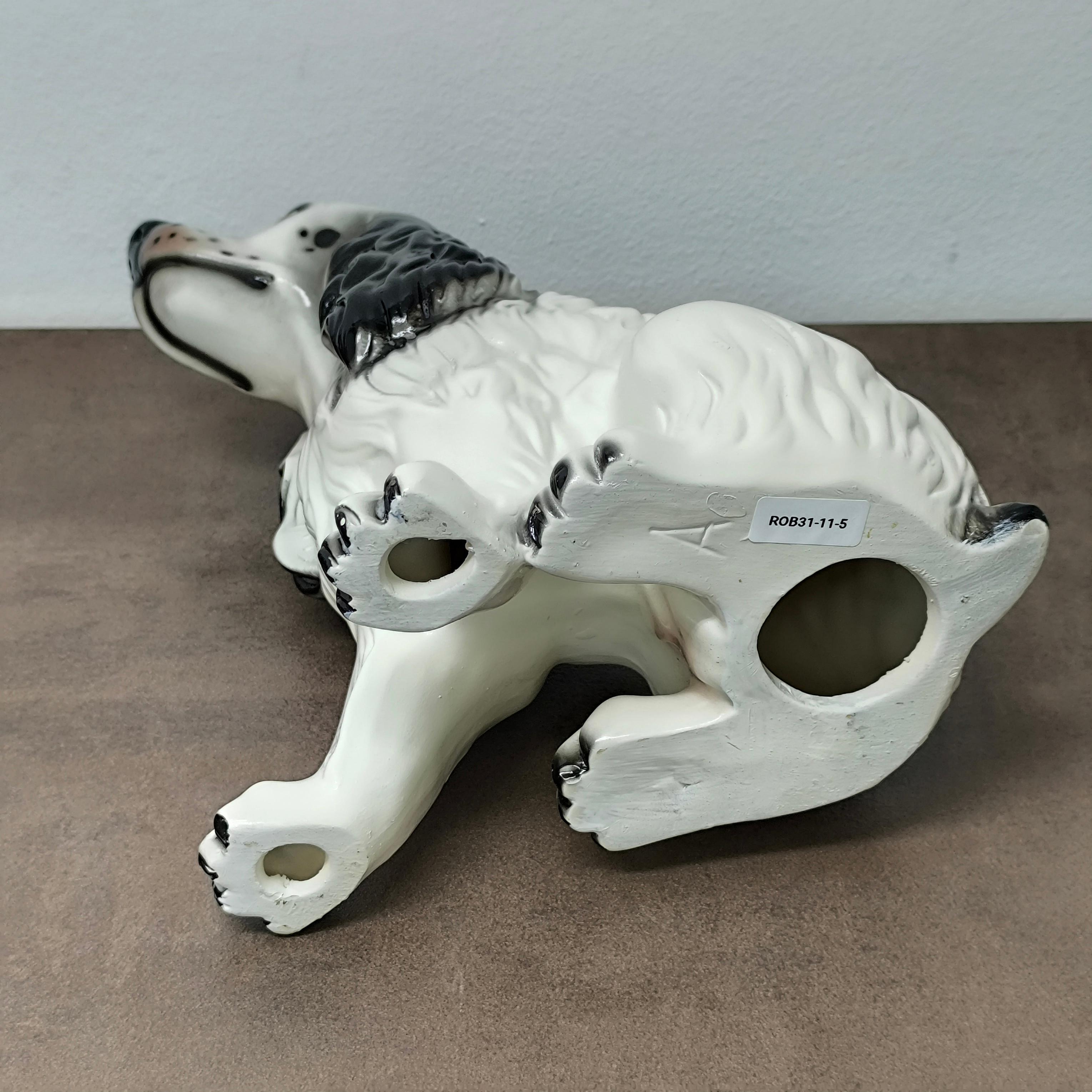 Affascinante statuetta di cane Spaniel in porcellana del metà del secolo con occhi espressivi in vendita 4