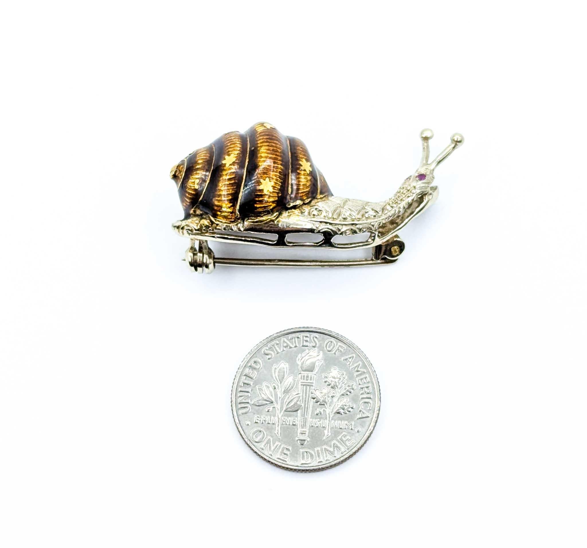 Round Cut Charming Mid-Century Snail Brooch in 18k White Gold For Sale