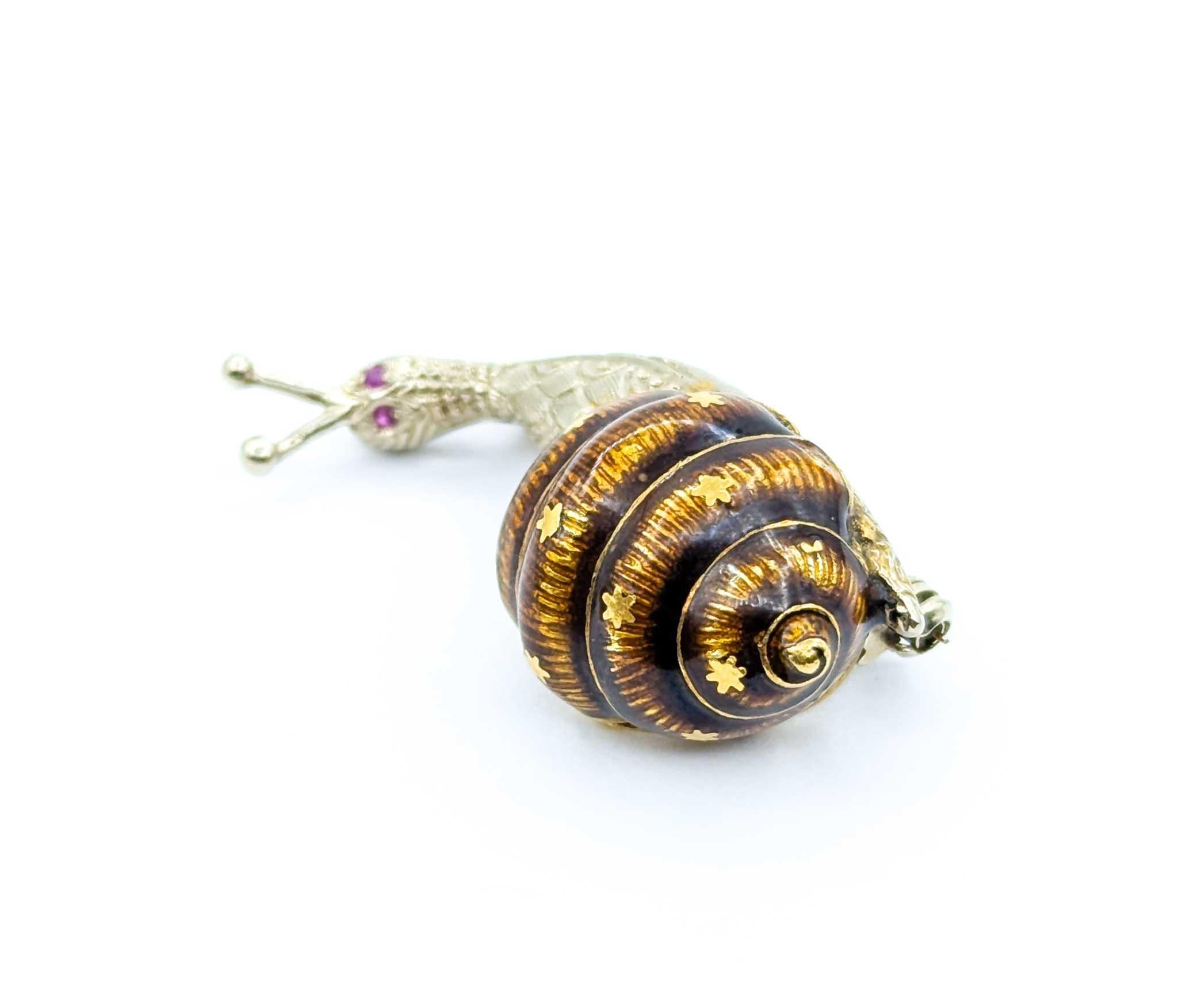Women's or Men's Charming Mid-Century Snail Brooch in 18k White Gold For Sale