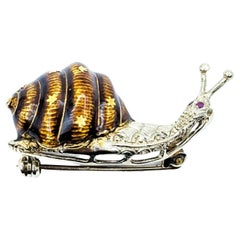Charming Mid-Century Snail Brooch in 18k White Gold