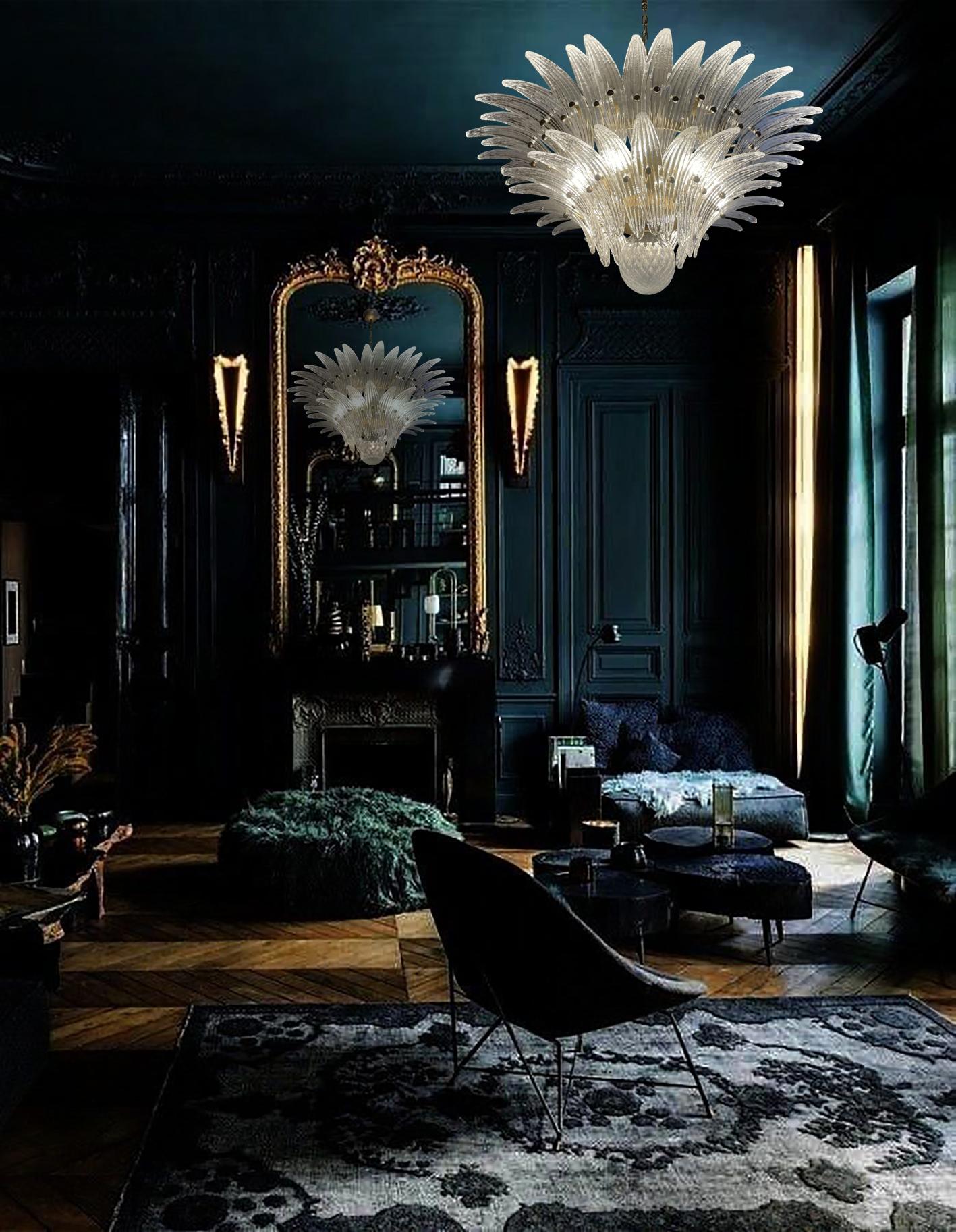 Charming Midcentury Italian Leaves Chandelier, Murano 7