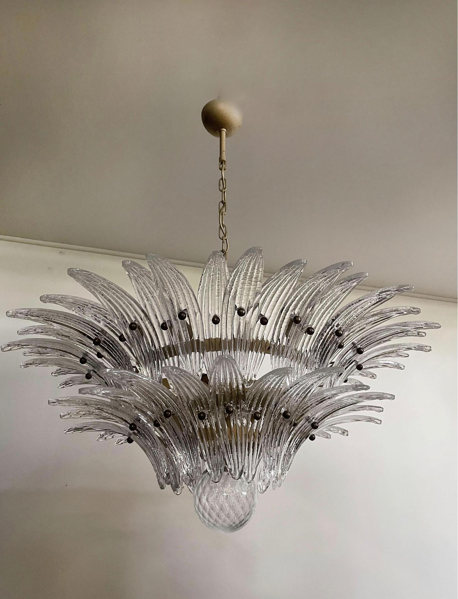 Charming Midcentury Italian Leaves Chandelier, Murano 4
