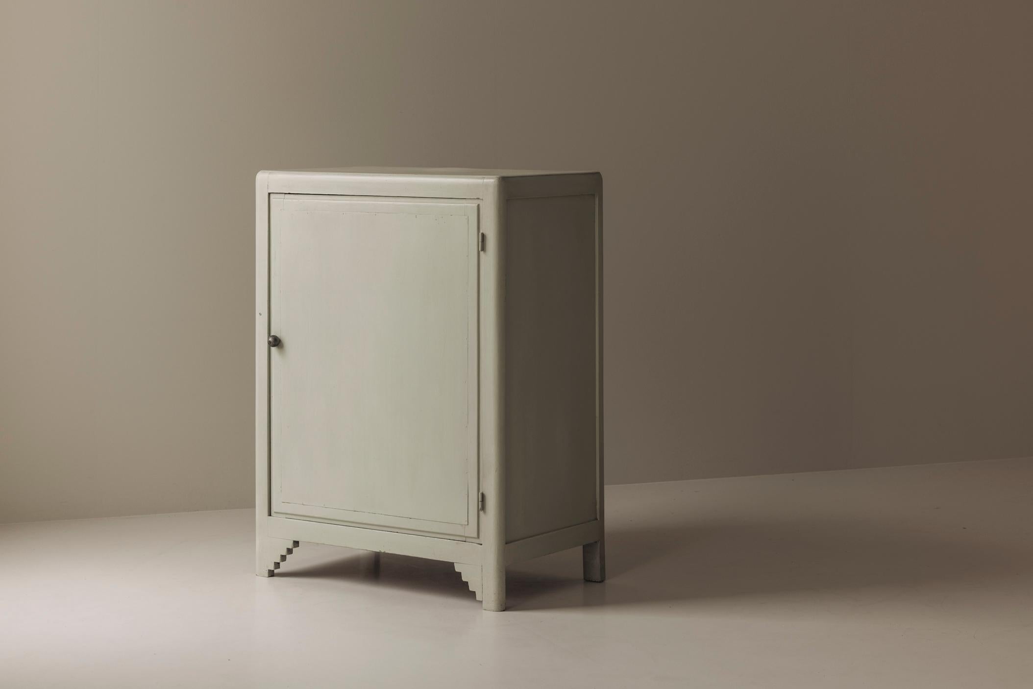 Mid-Century Modern Charming Modernist French cabinet from the 1950s For Sale