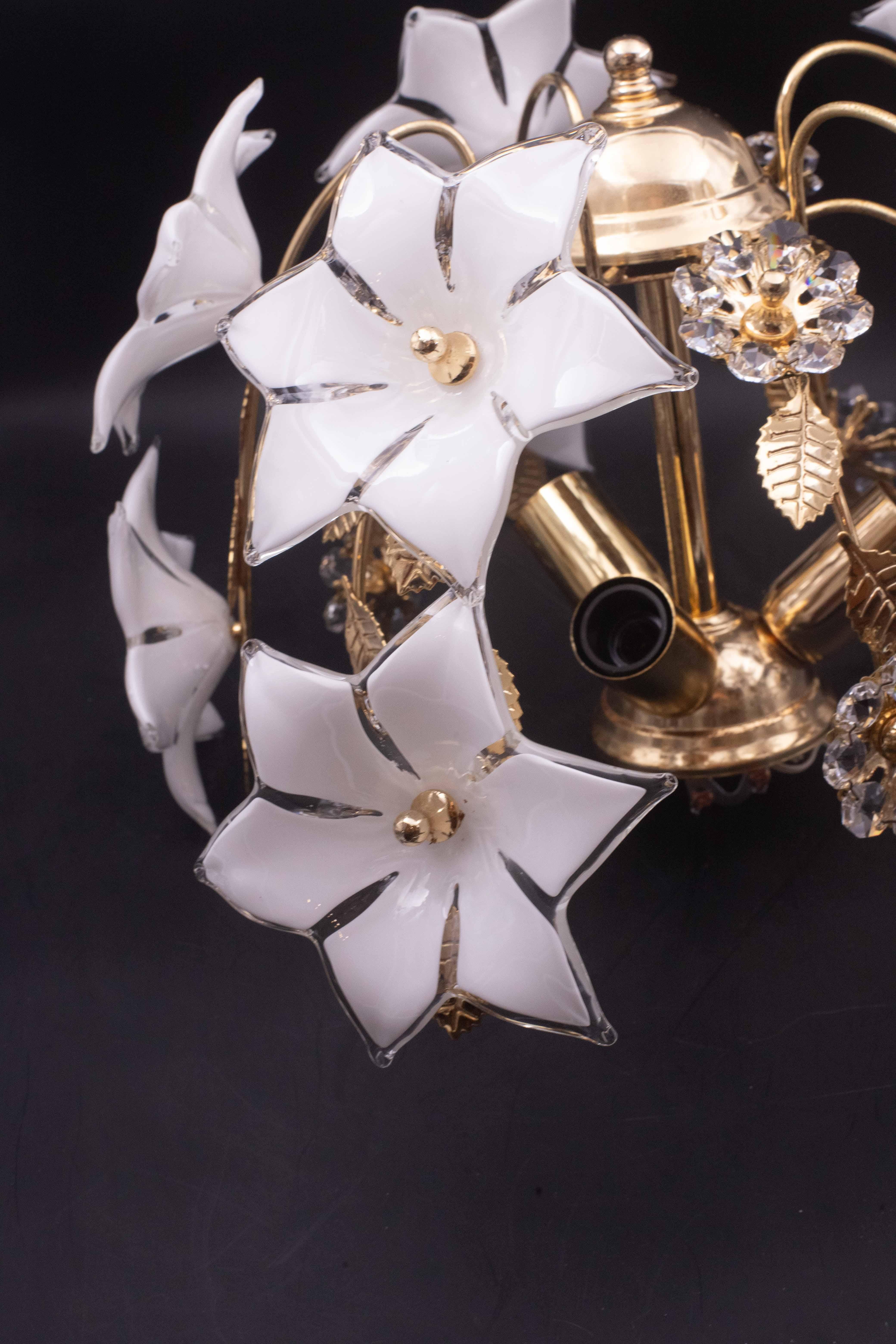 Charming Murano and Crystal Glass Vintage Ceiling Light White Flowers, 1970s For Sale 5