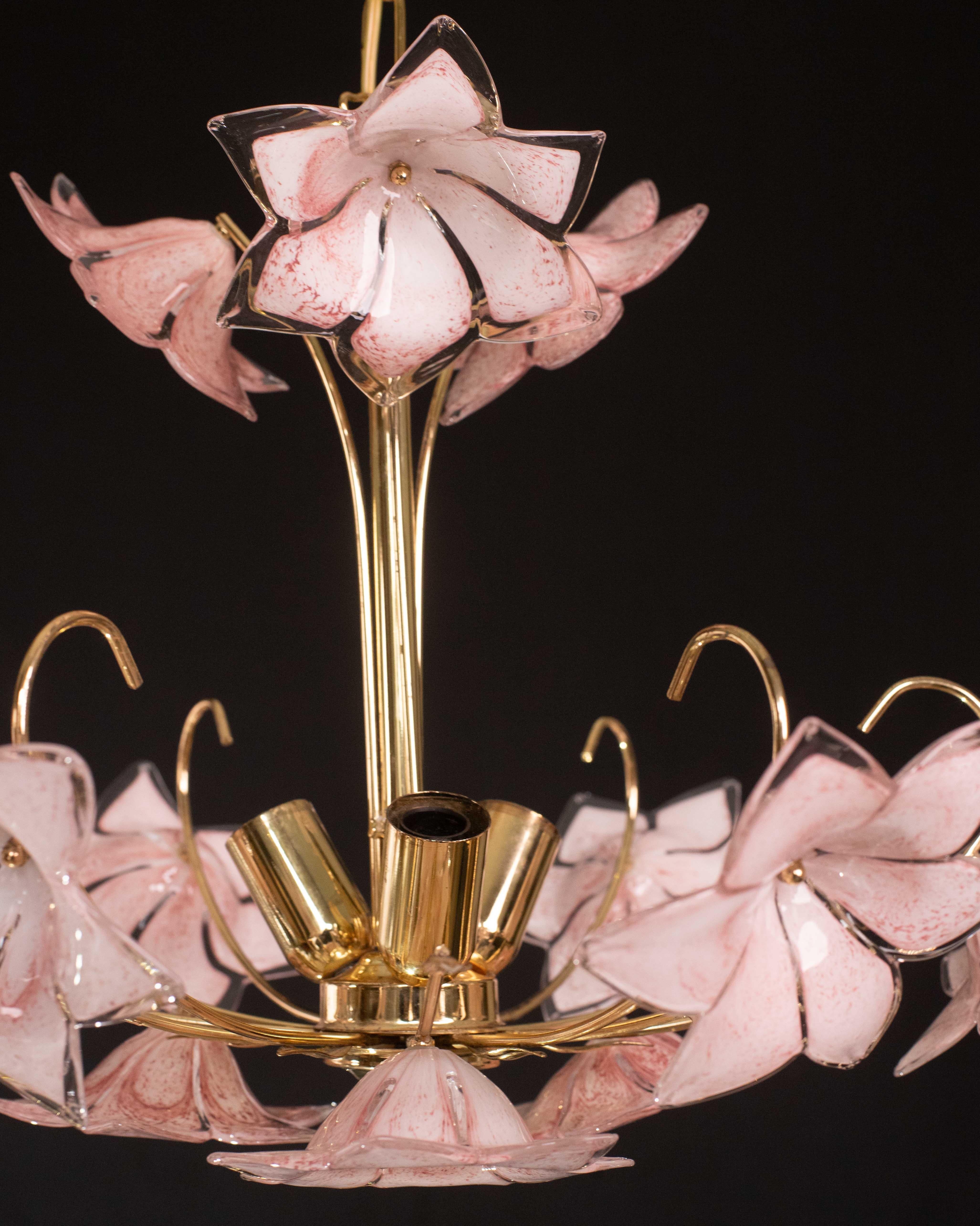 Incantevole lampadario in vetro di Murano Fiori rosa, 1970 in vendita 7