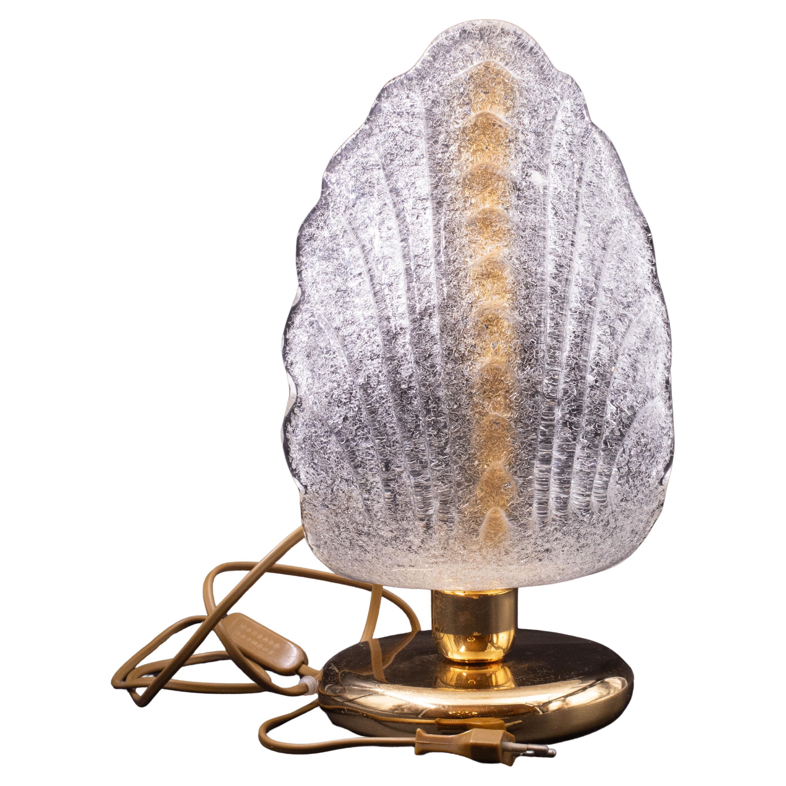 Incantevoli lampade da tavolo in vetro di Murano, oro e trasparenti.