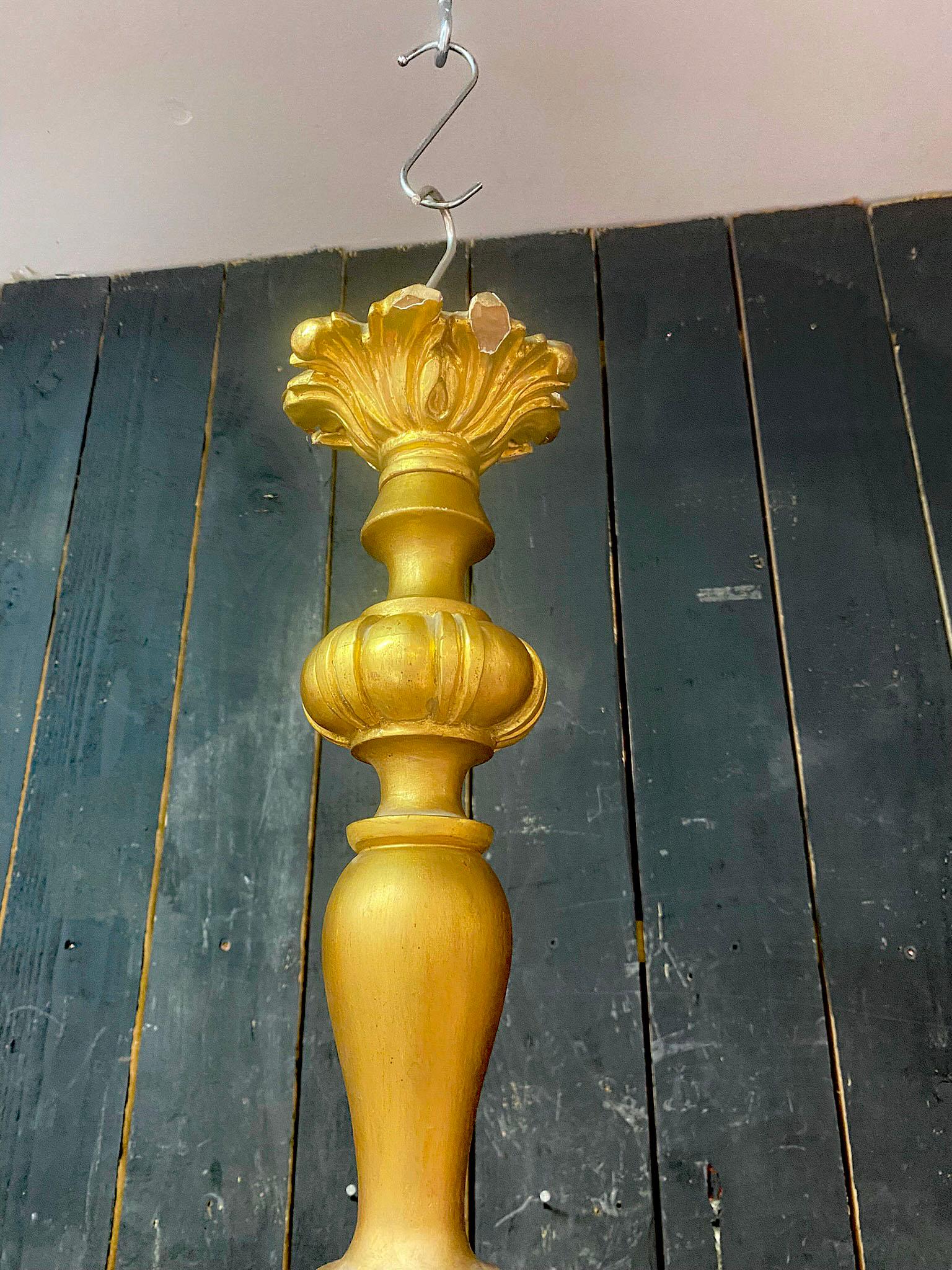 Charming  Neo baroque Chandelier in giltwood circa 1950 For Sale 2