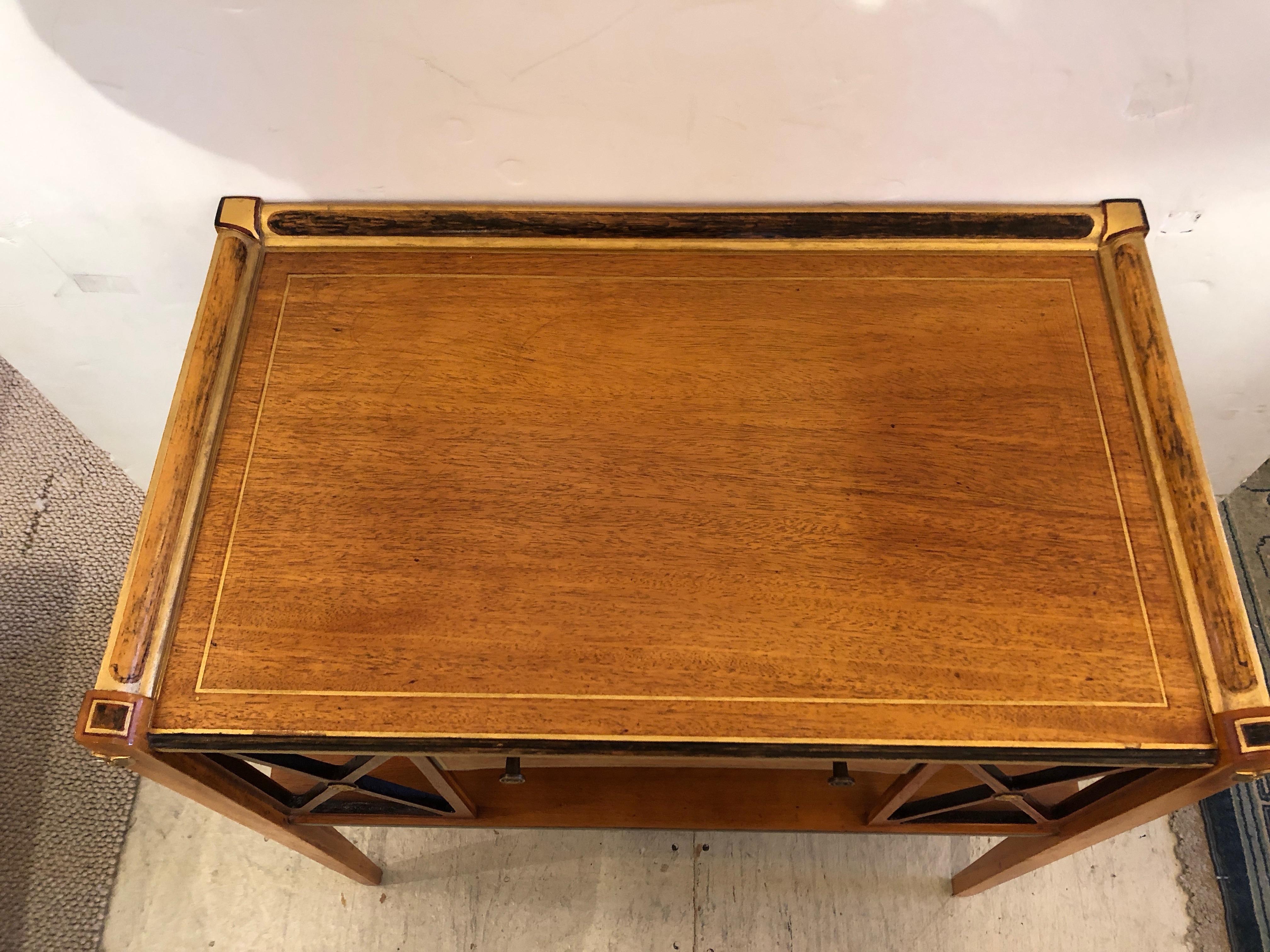 Charming Neoclassical Style Side Table with Drawer For Sale 4