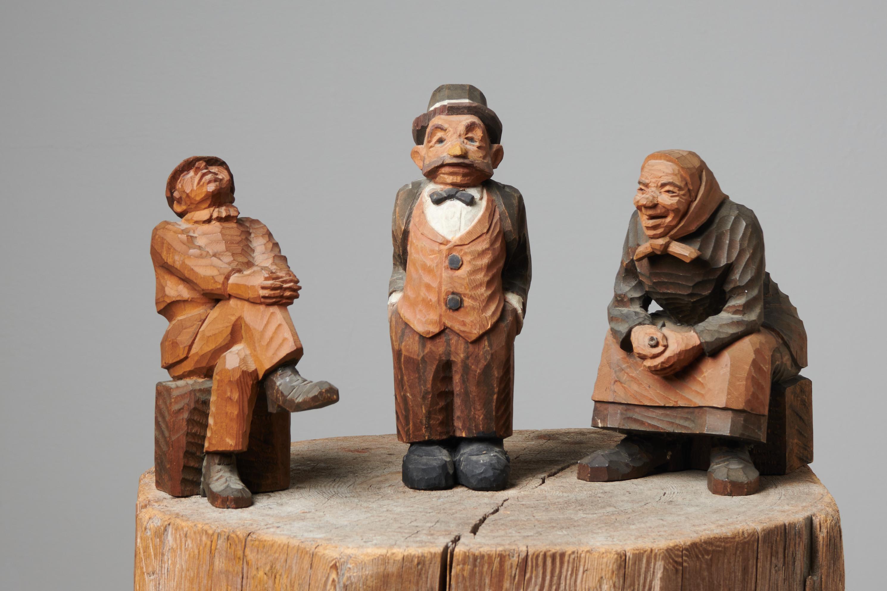 Charming Northern Swedish Handmade Folk Art Wooden Figurines In Good Condition For Sale In Kramfors, SE
