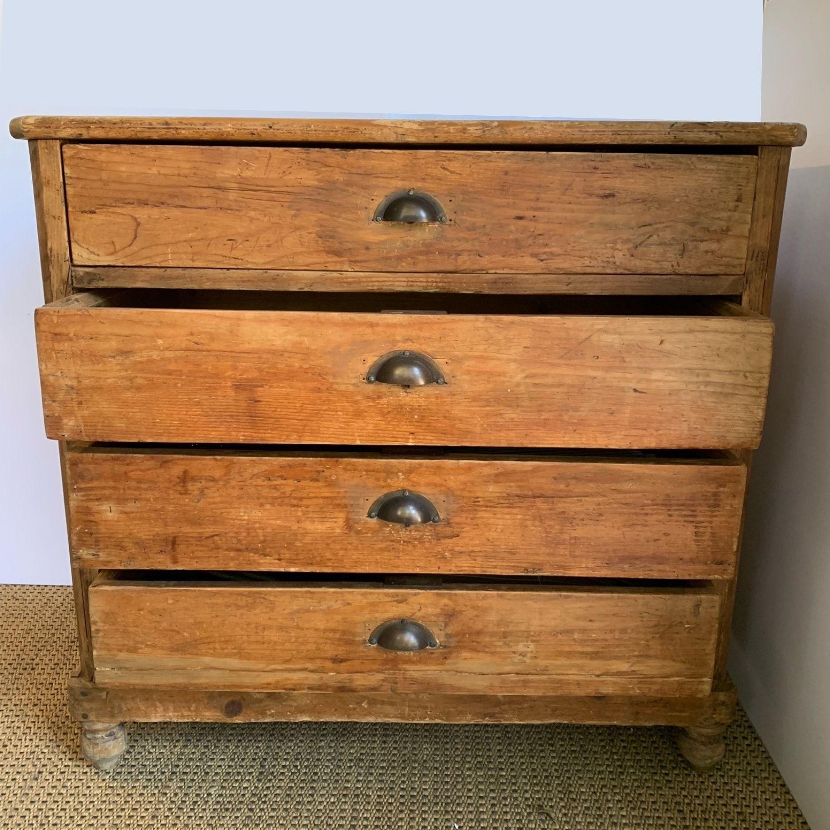 American Charming Oak, Four-Drawer Dresser with Bin Pull Hardware