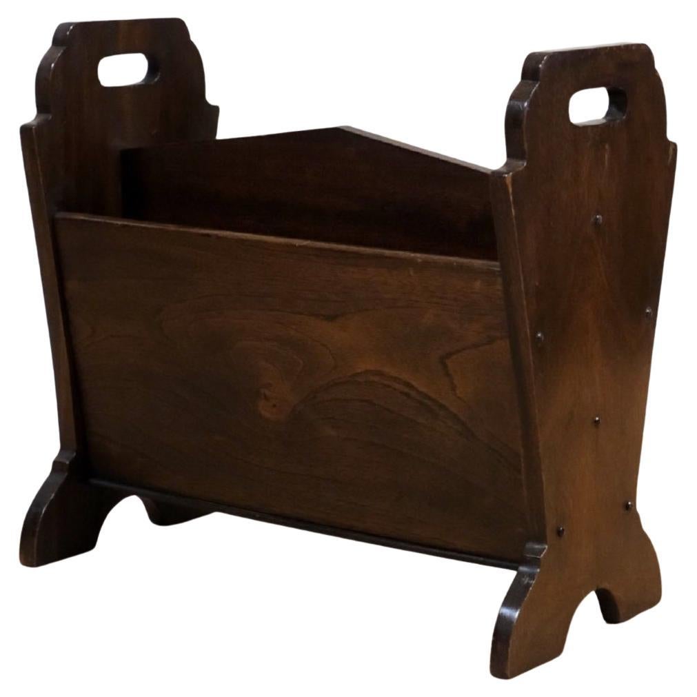 CHARMING OLD SCHOOL OAK MAGAZINE RACK WiTH DOUBLE COMPARTMENT For Sale