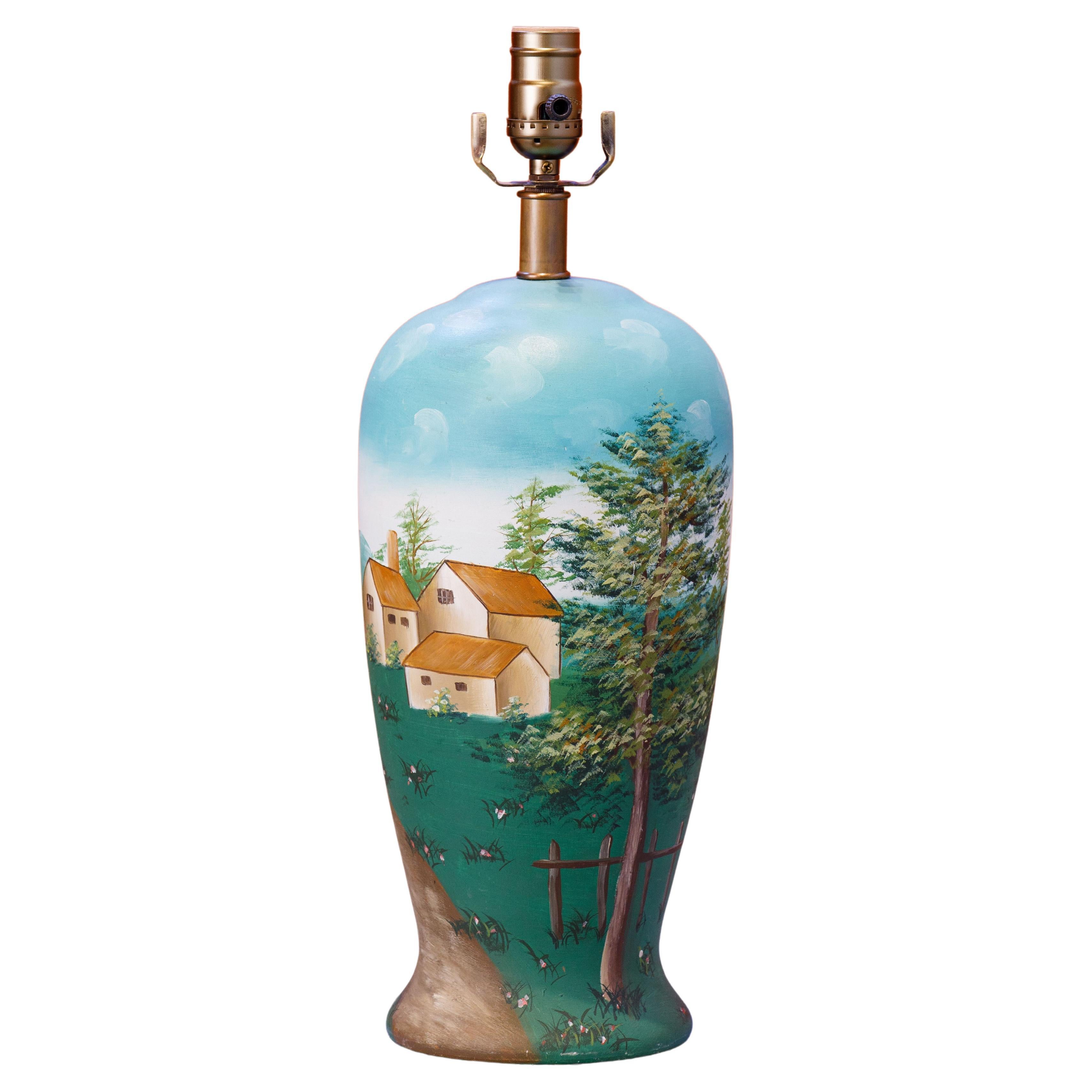 Charmante lampe colorée unique peinte à la main représentant une scène de village en vente