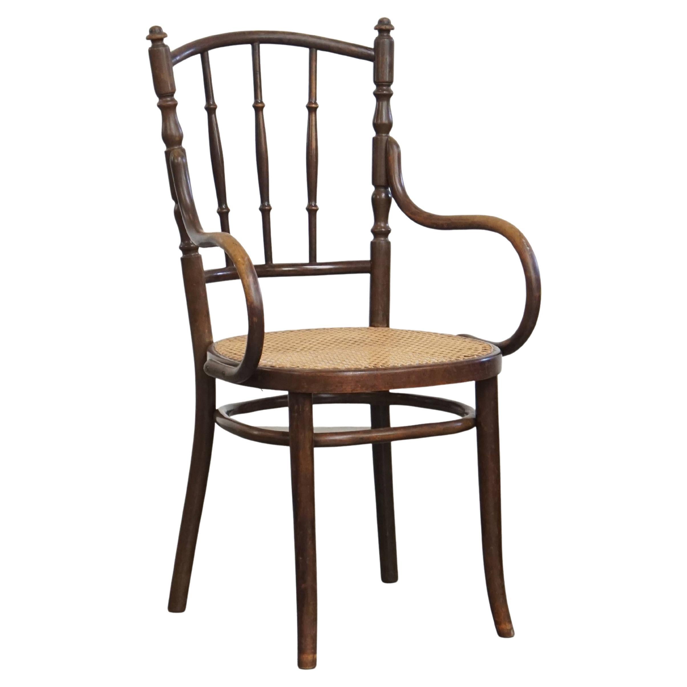 Charming original vintage Thonet bistro design chair with armrests