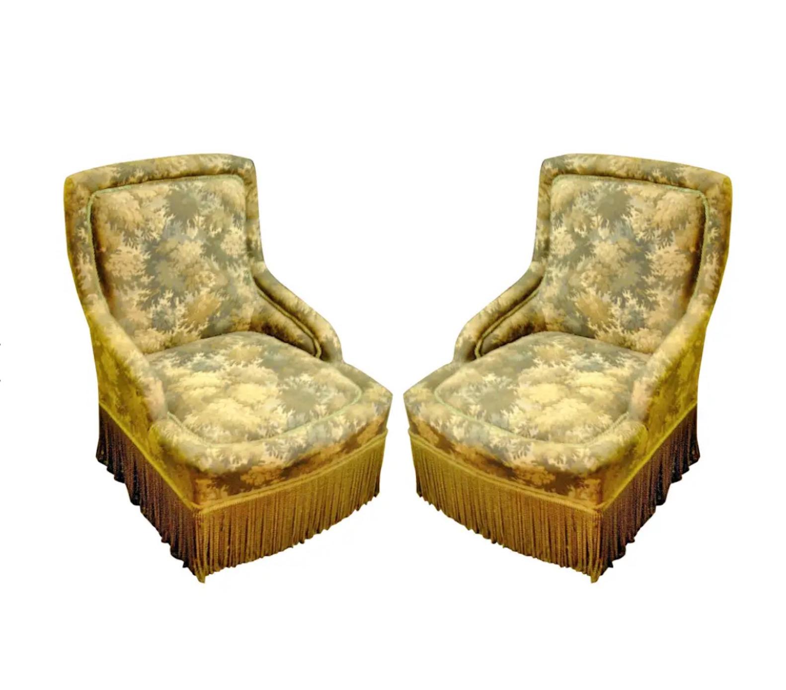 George III Charming Pair of English Slipper Chairs Covered in Tapestry Style Fabric For Sale