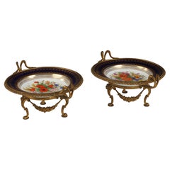Charming Pair of Louis XVI Style "Sèvres" Plates, France, Circa 1880