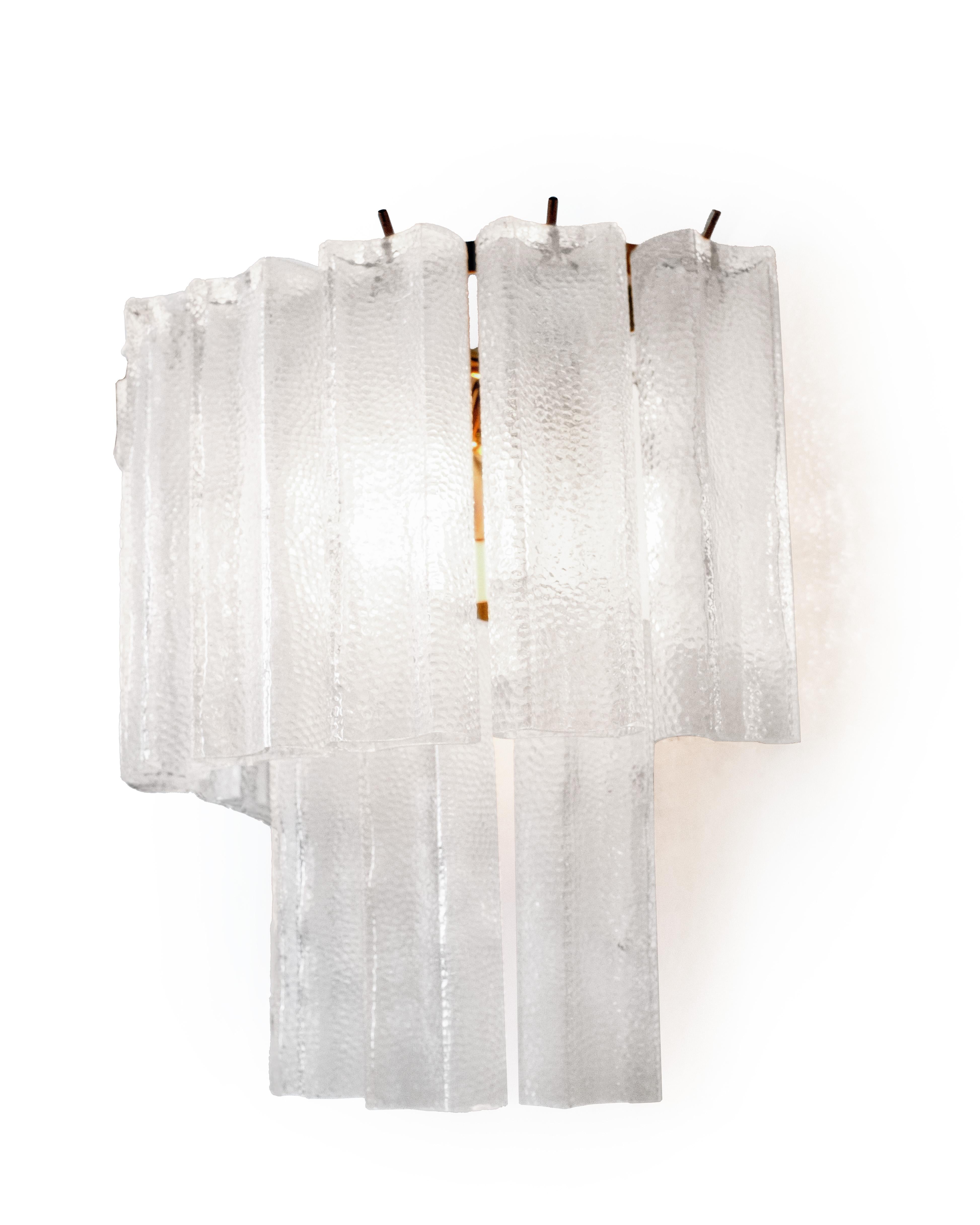 Charming Pair of Mid-Century Modern Murano Waterfall Sconces In Excellent Condition For Sale In LA, CA