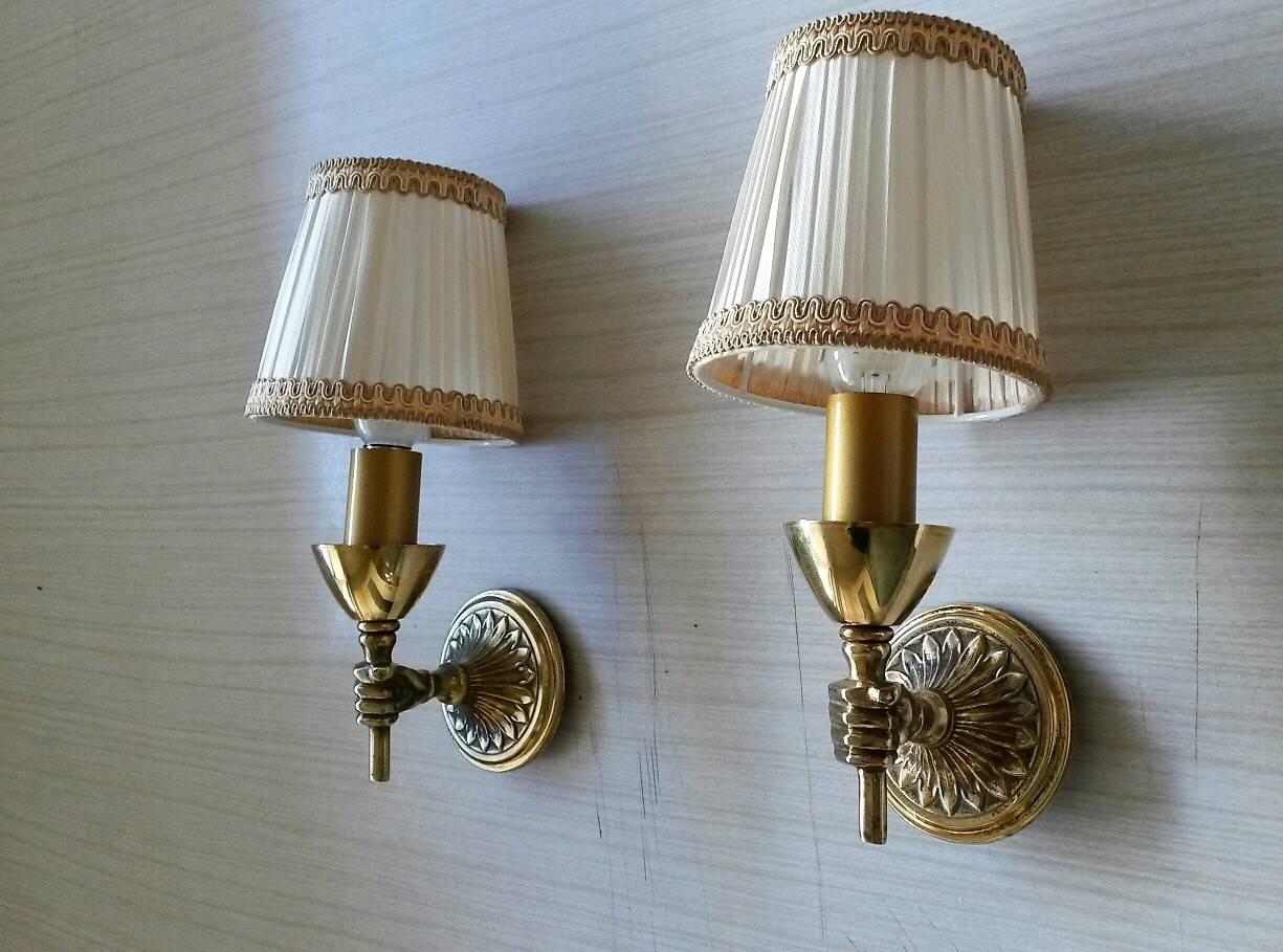 20th Century Charming Pair of Neoclassical Bronze Sconces, France, 1950s
