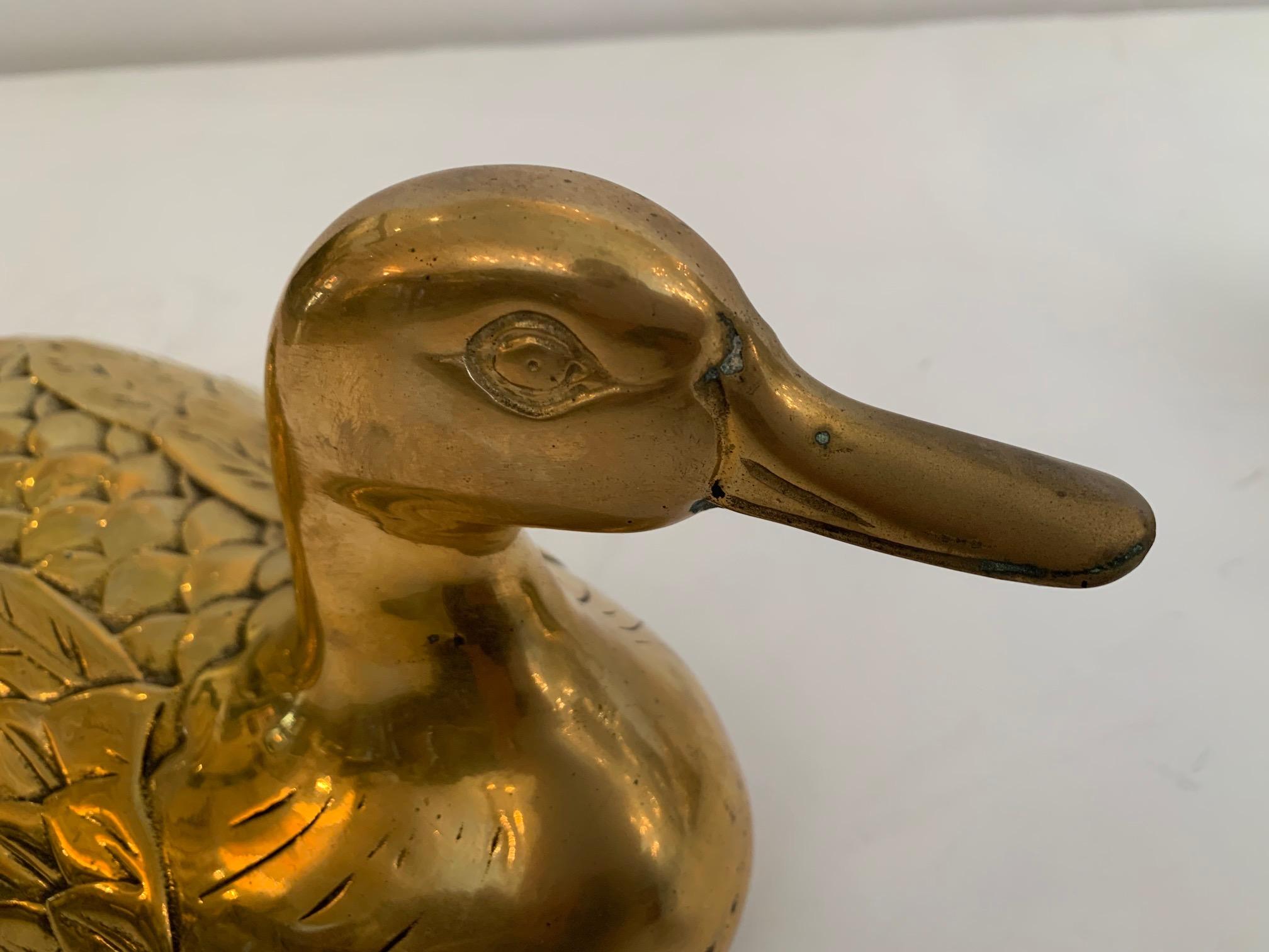 American Charming Pair of Vintage Cast Brass Ducks For Sale